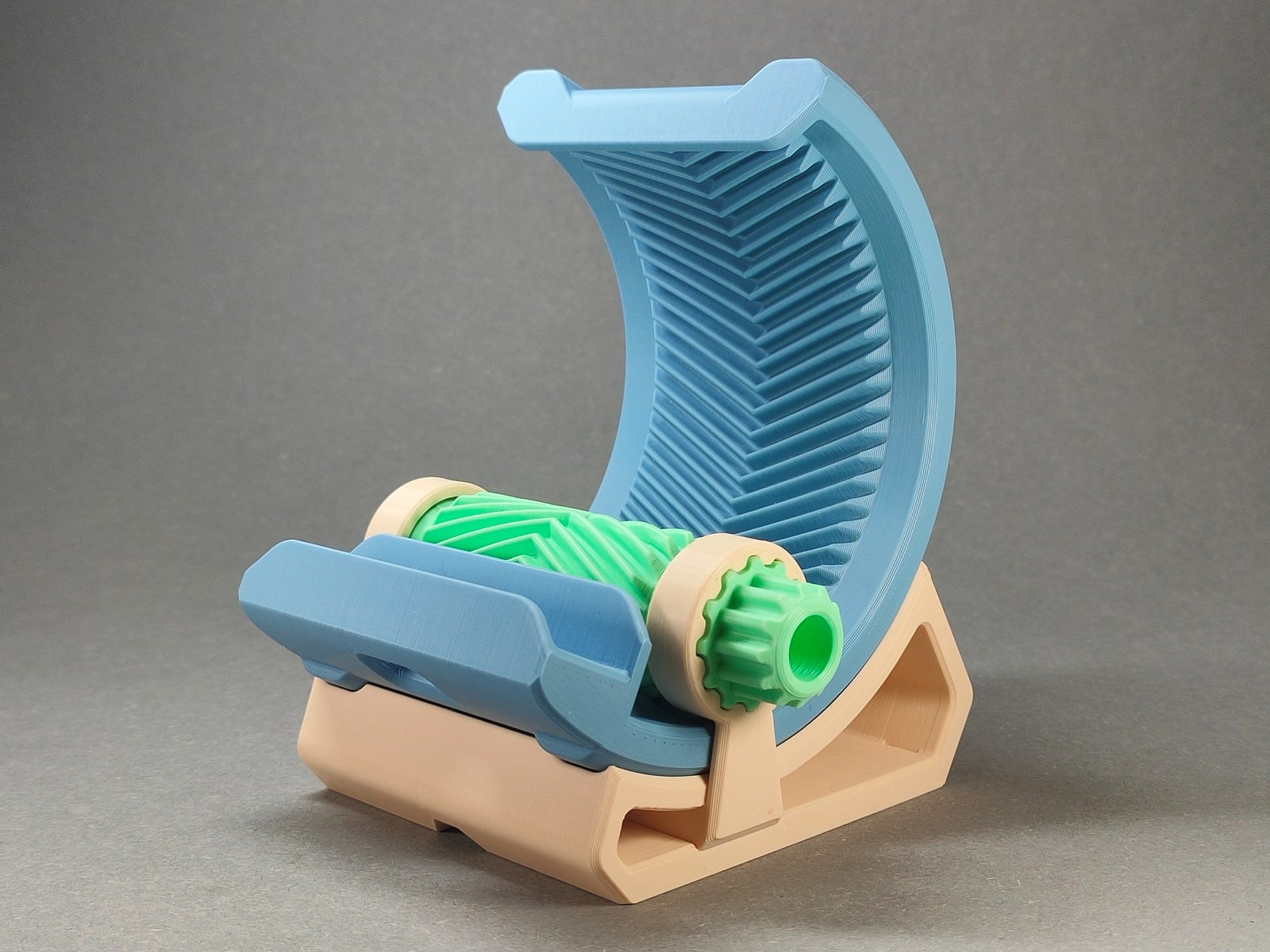 Miniatura 5 do modelo 3D Geared Phone Stand