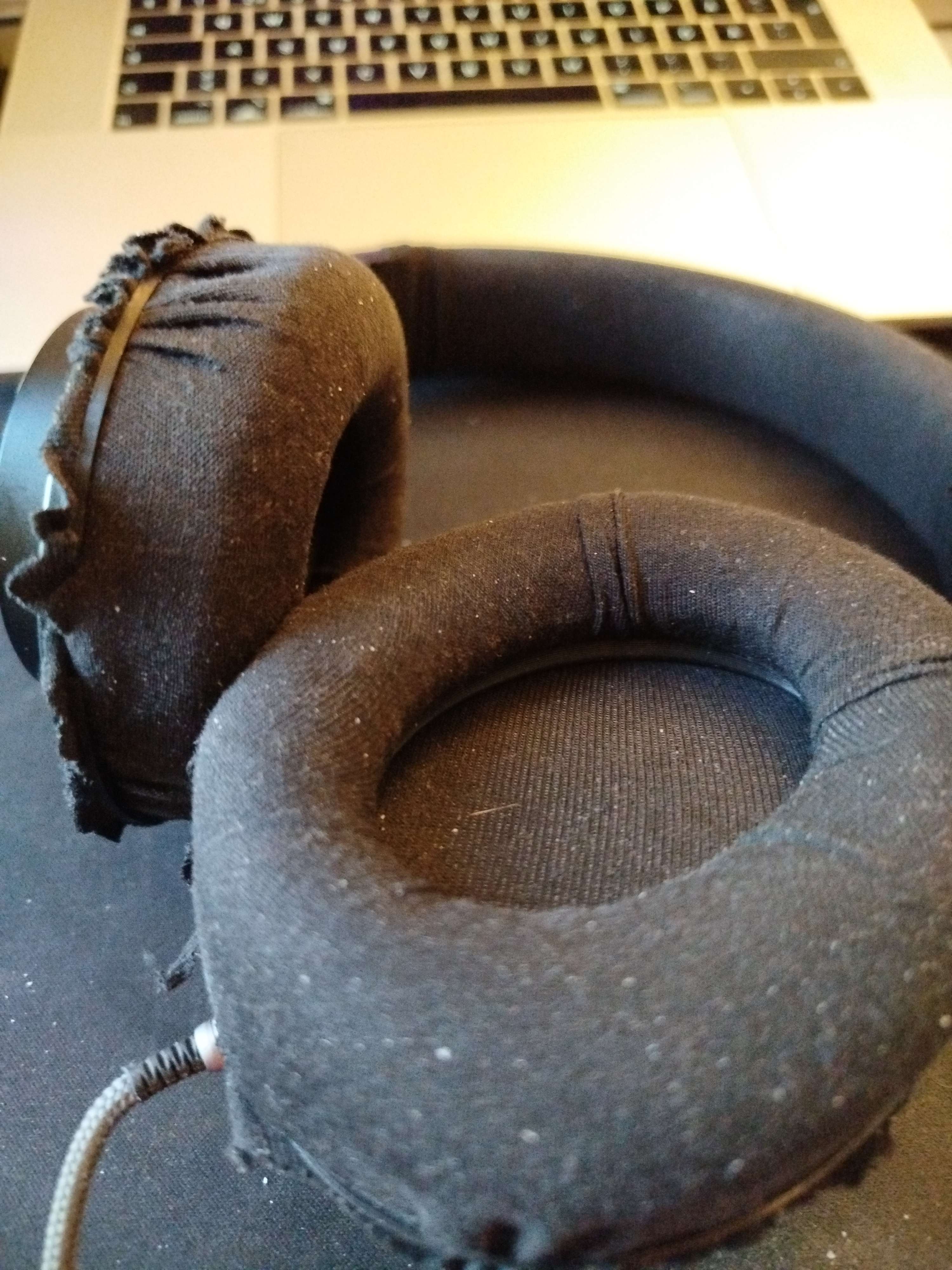 ATH-M40X earpad cloth holder