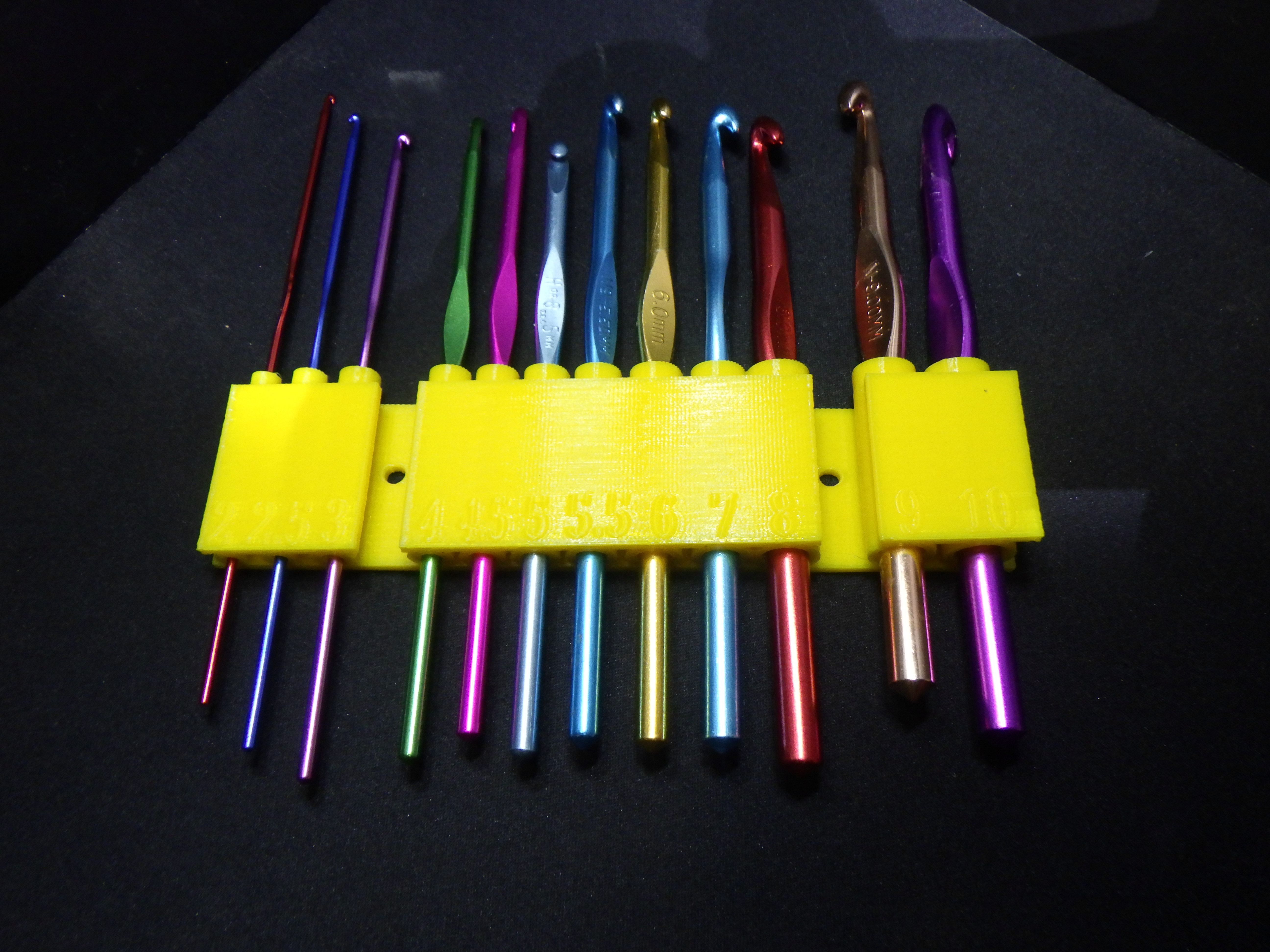 Crochet hook orginizer