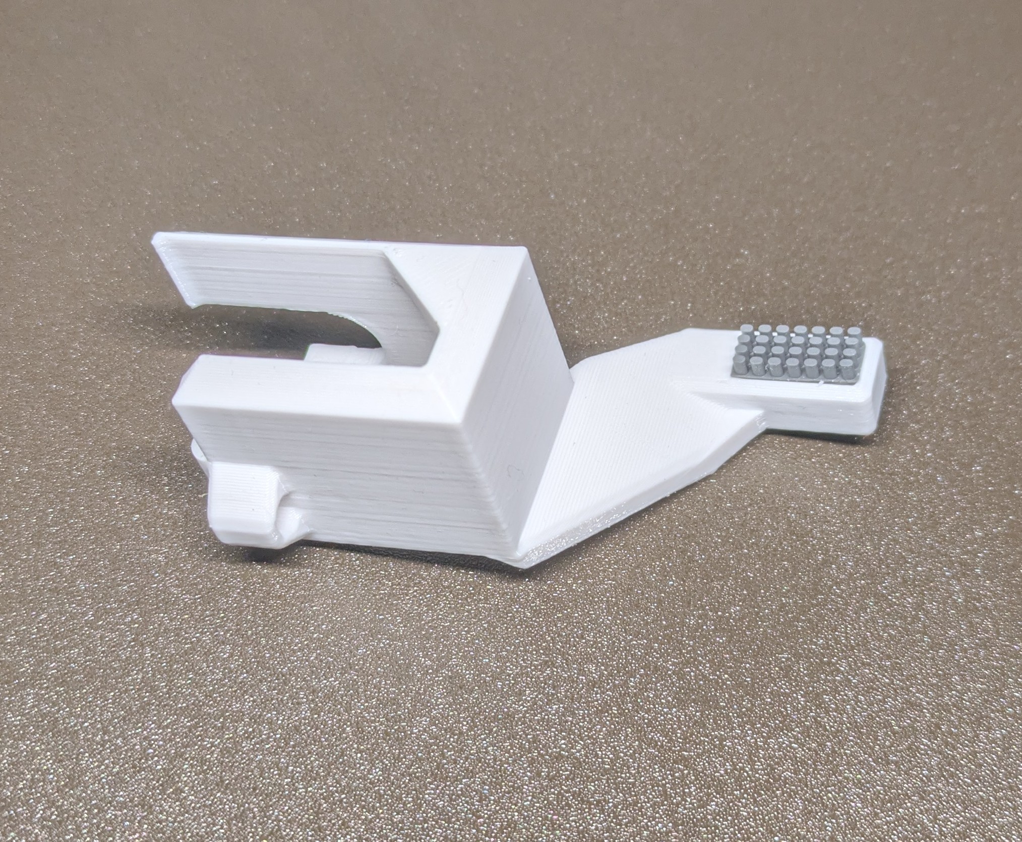 Gantry mounted nozzle wiper for CoreOne