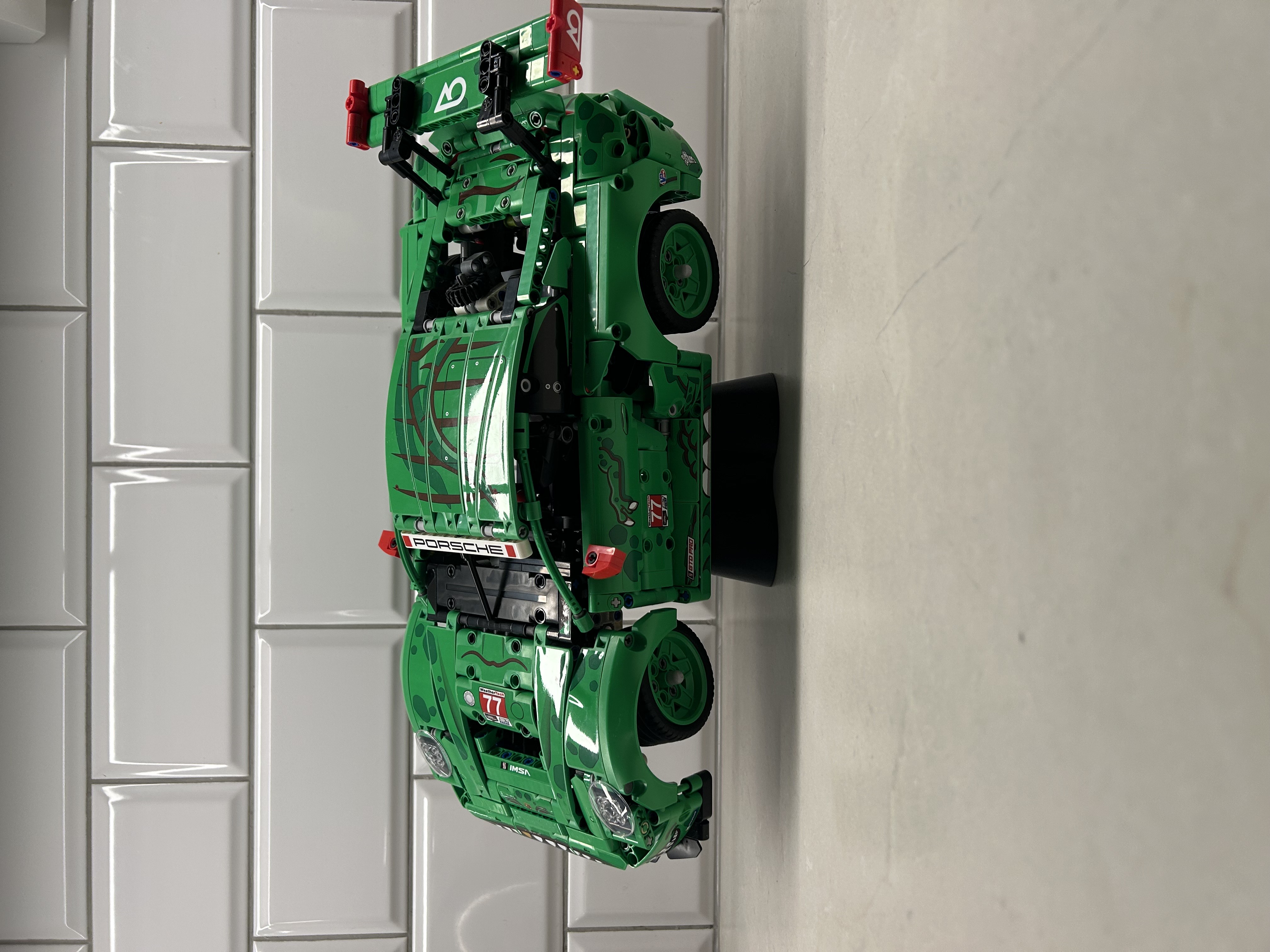 LEGO Porsche 911 REXY stand