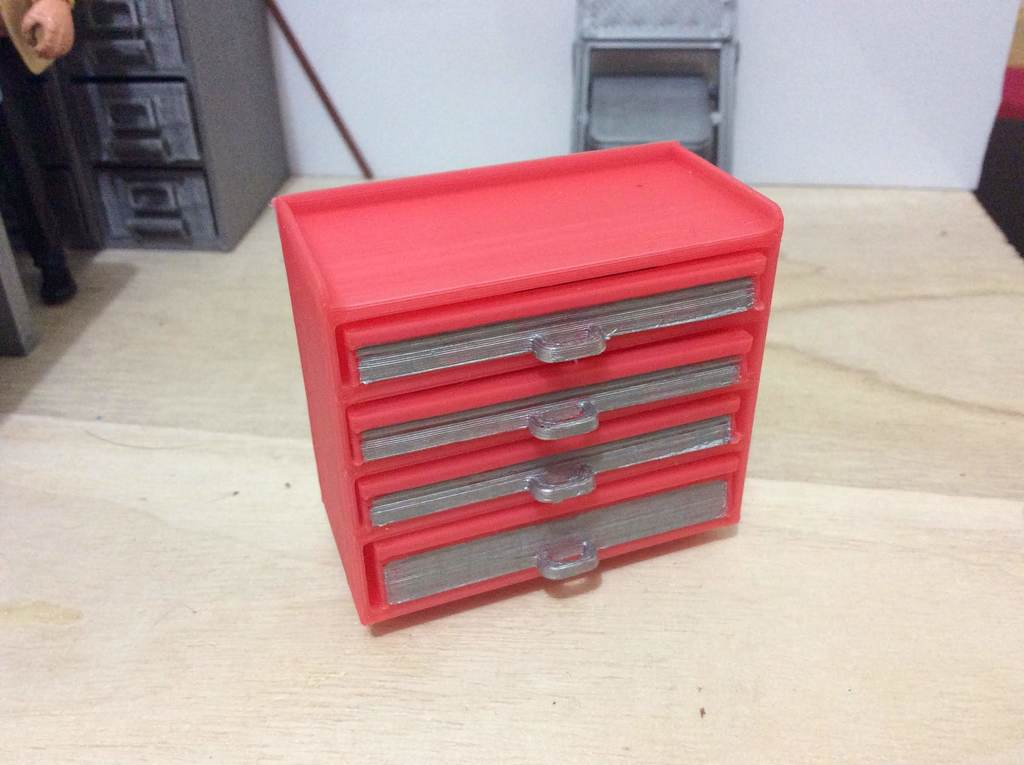 Rolling Toolchest (1:18 scale)