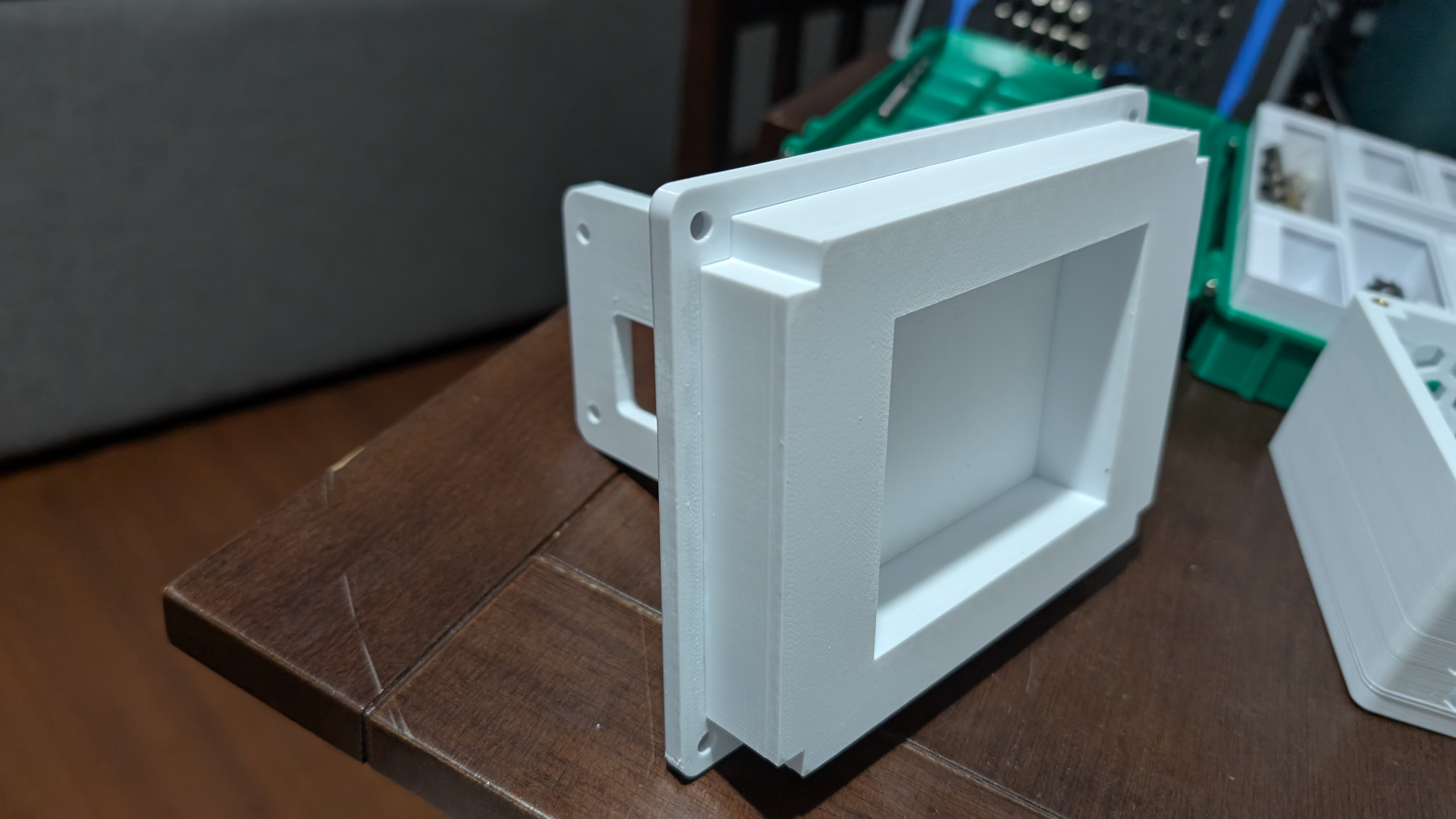 U7 Pro Wall – Desktop Stand + PoE Injector Box — miniatura 10