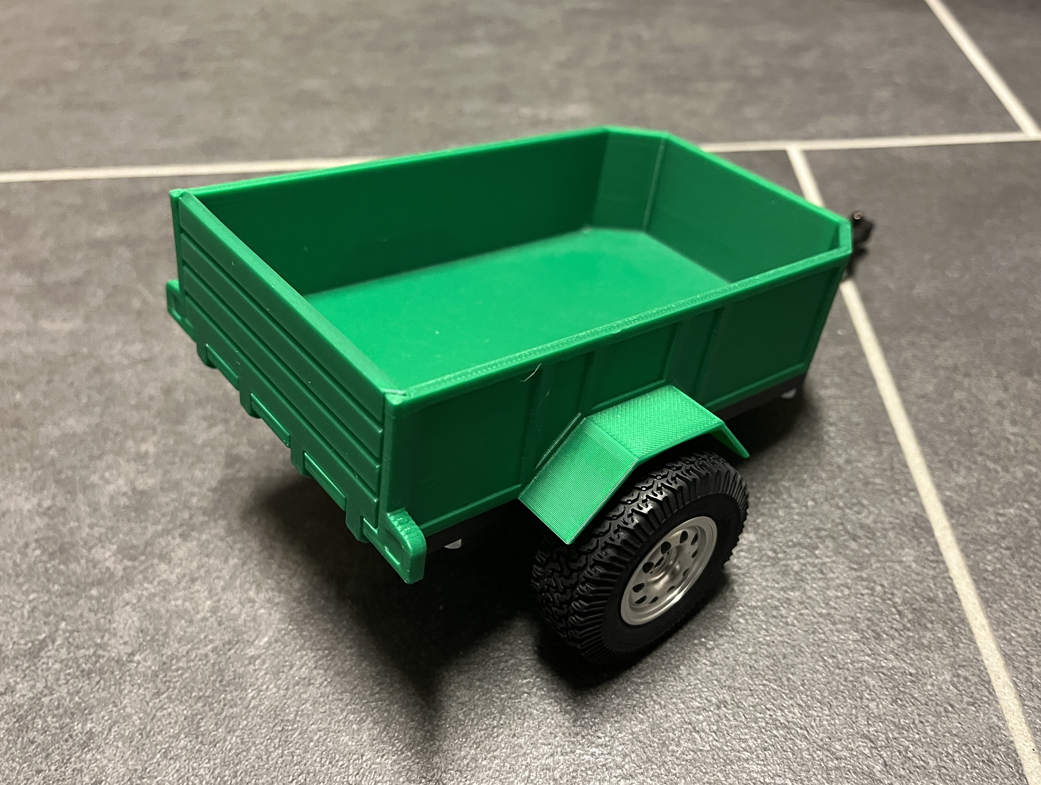 TRX 4m trailer