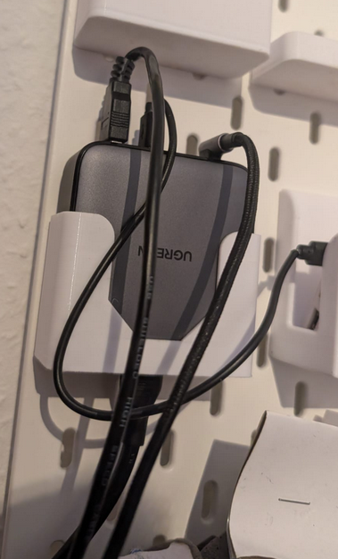 USB-Ladegerätehalterung 4 Kanal (2xUSB-A, 2x USB-C)