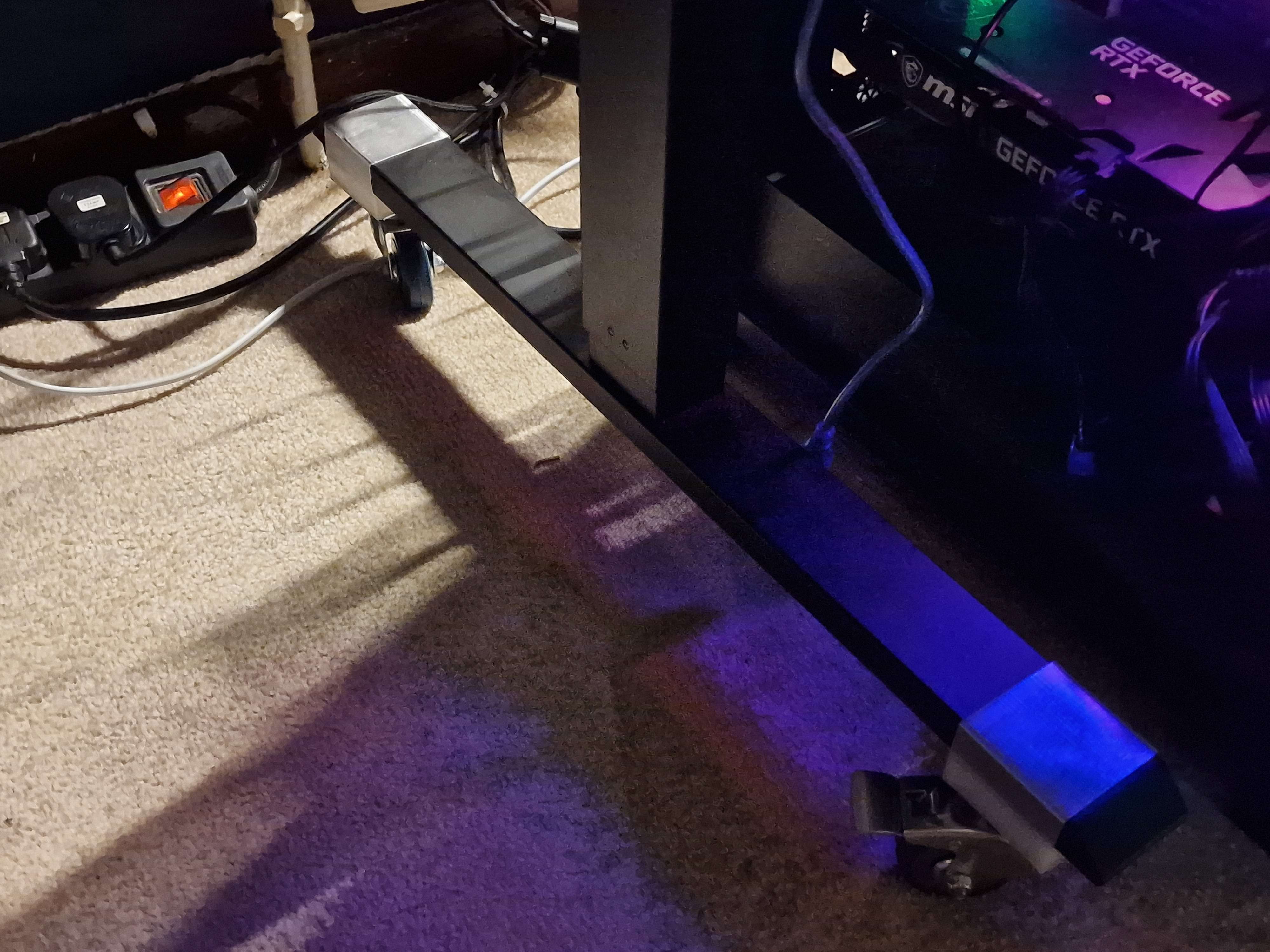Wheel mount for DEVOKO standing desk