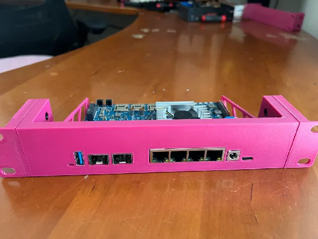 Banana Pi R4 - ESRack Mini Module