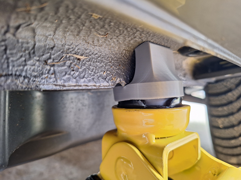 Stanley Jack Pad for Hyundai Kona EV
