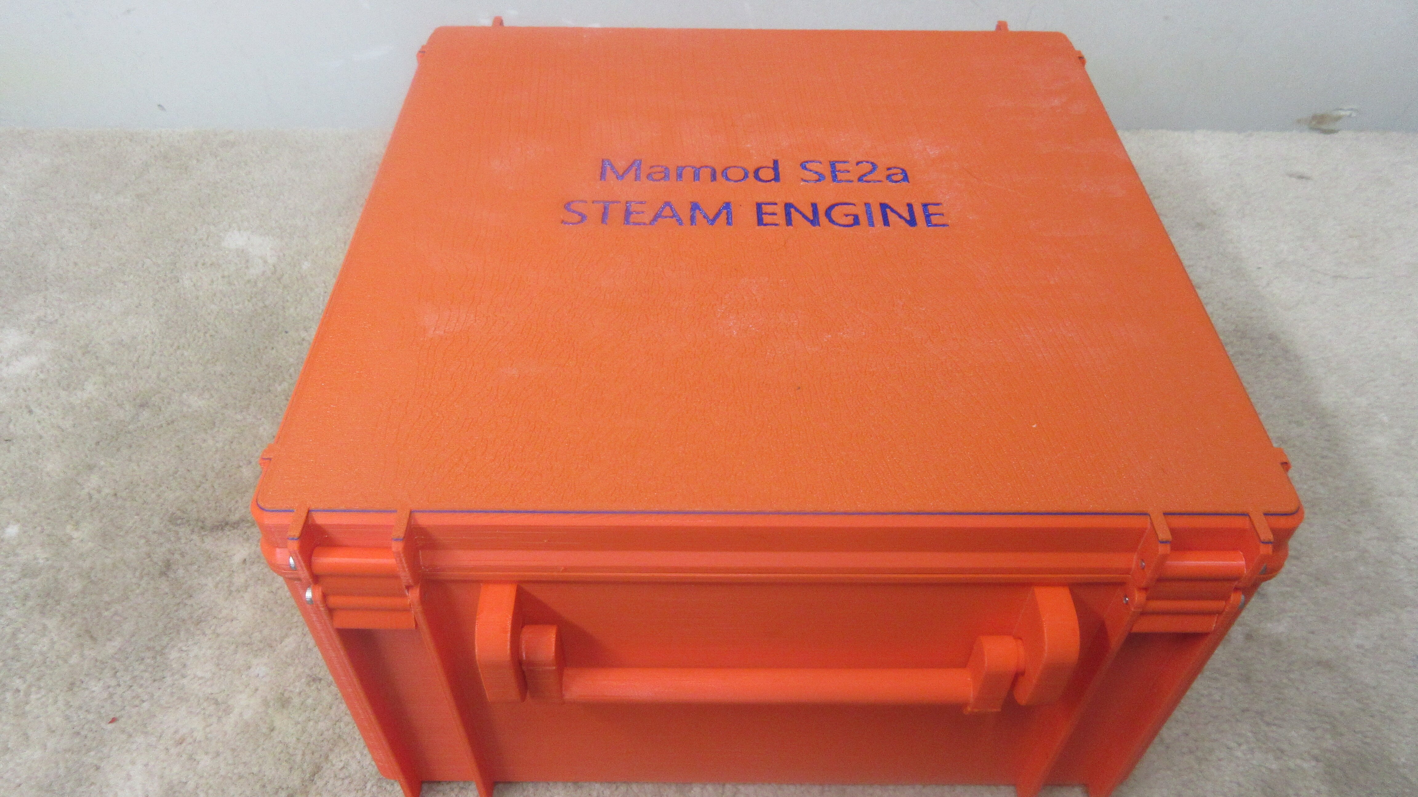 Rugged Box for Mamod SE.2a plus supplies.
