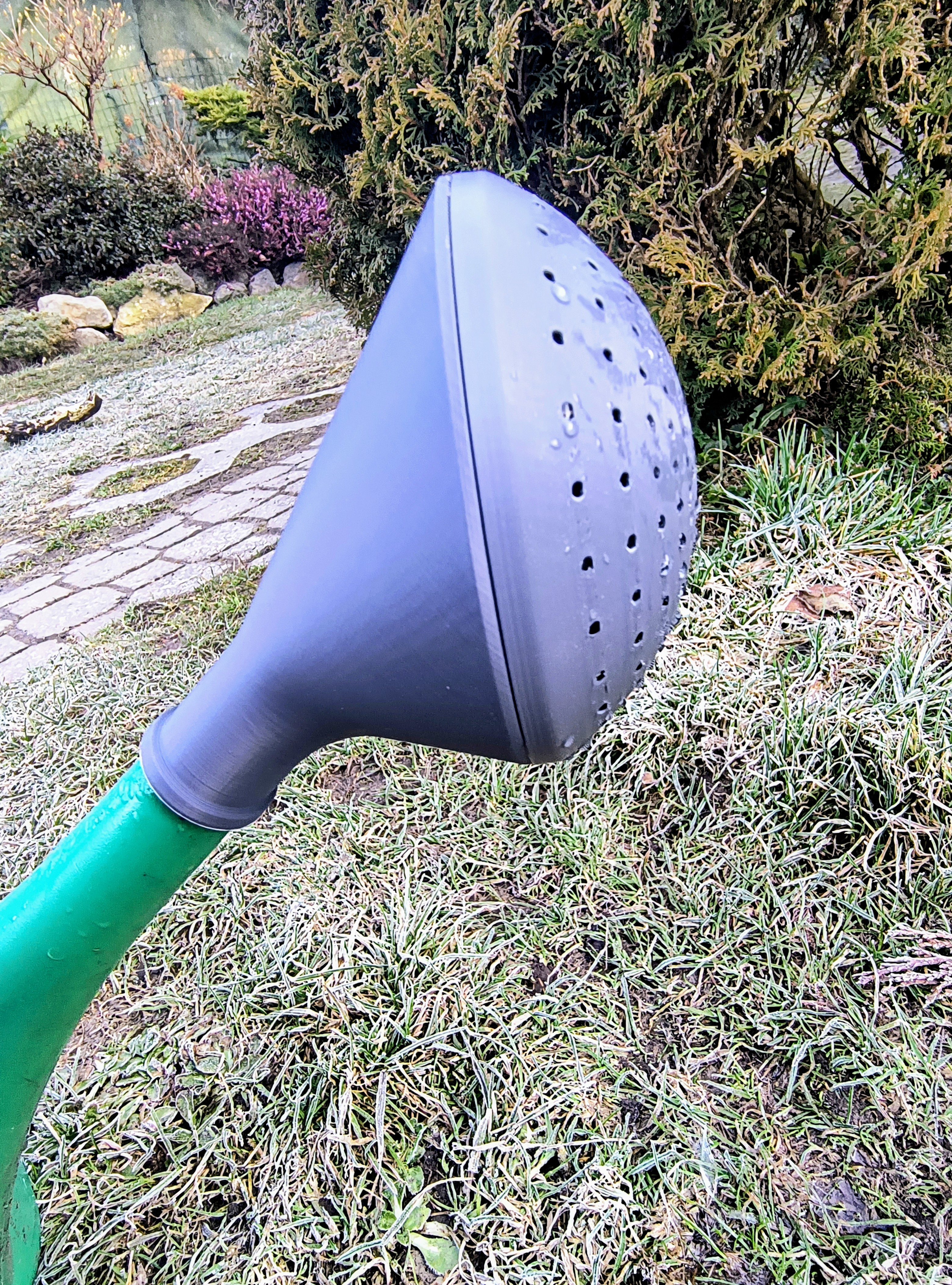 Watering can sprinkler