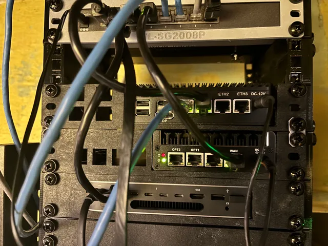 10 inch rack mount for router