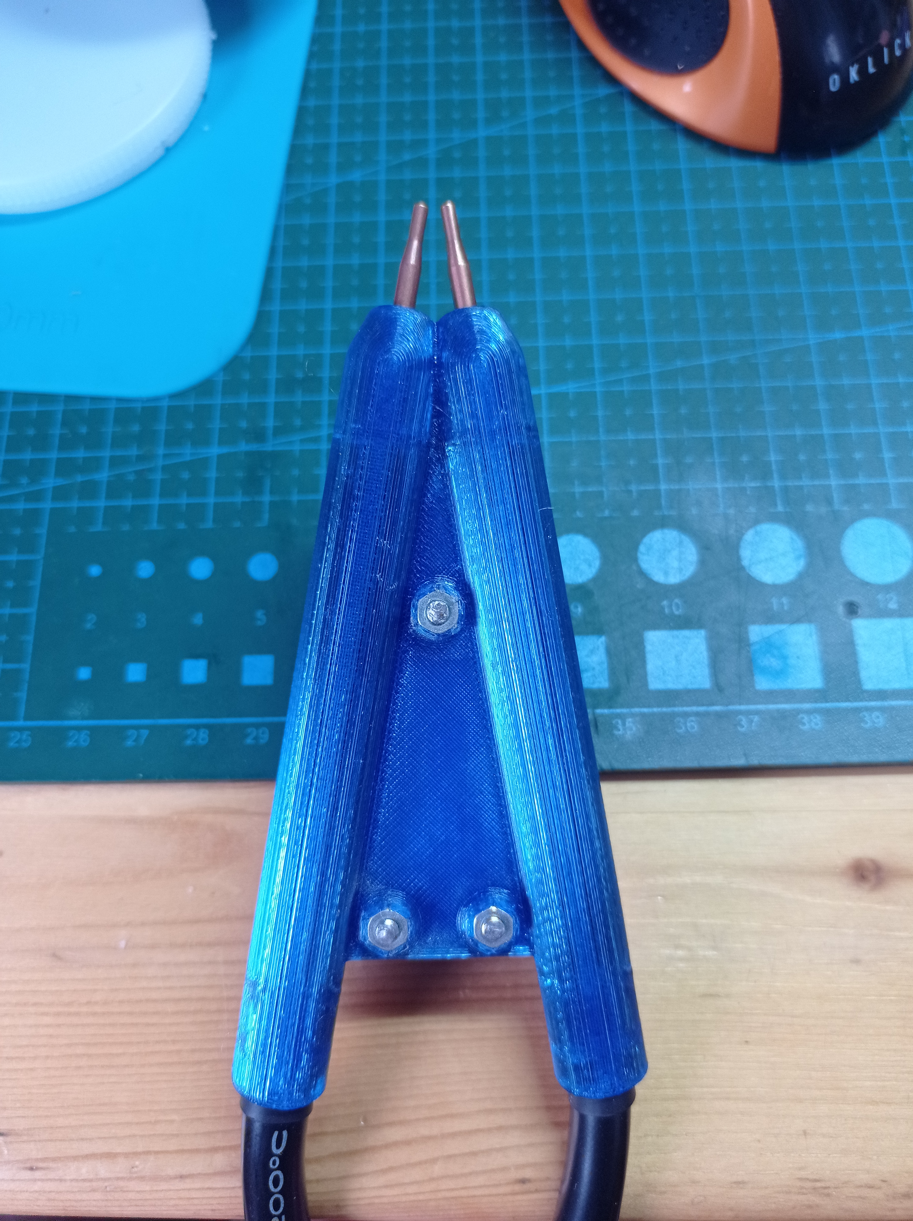 Держатель контактов (щупов) для точечной сварки Docreate DO-02 Contact holder (probes) for spot welding Docreate DO-02
