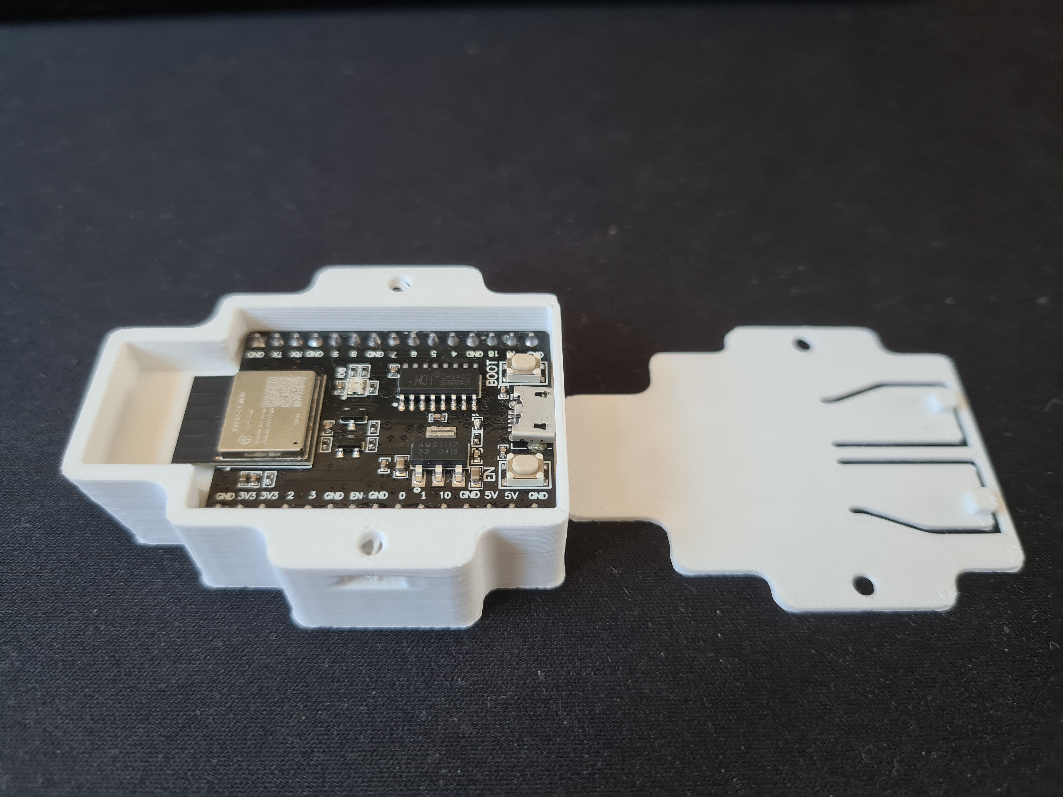 Remix of ESP32-C3 Case  jacek (slightly wider)