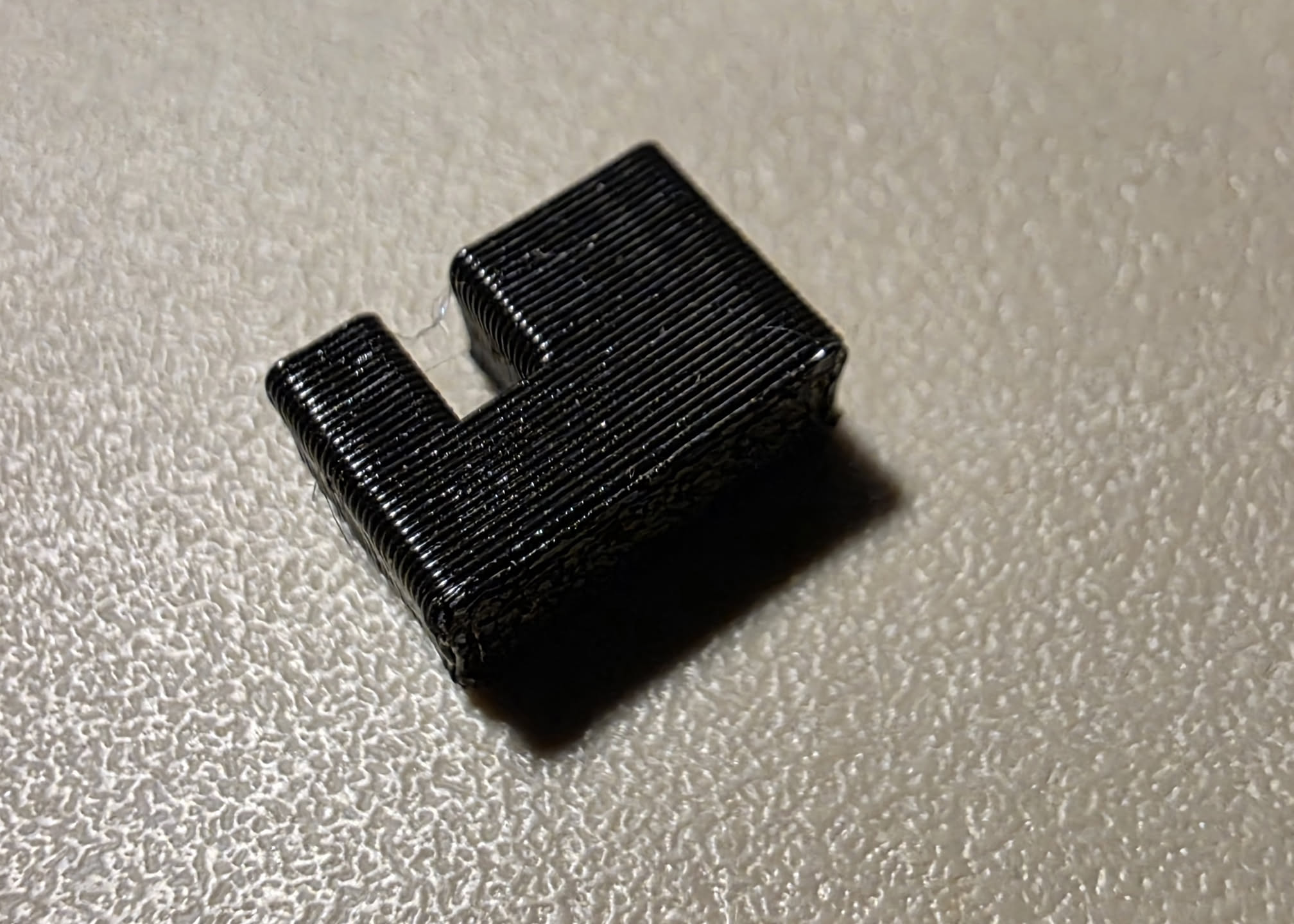 C64 RF Modulator board standoff