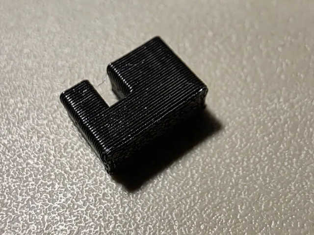 C64 RF Modulator board standoff