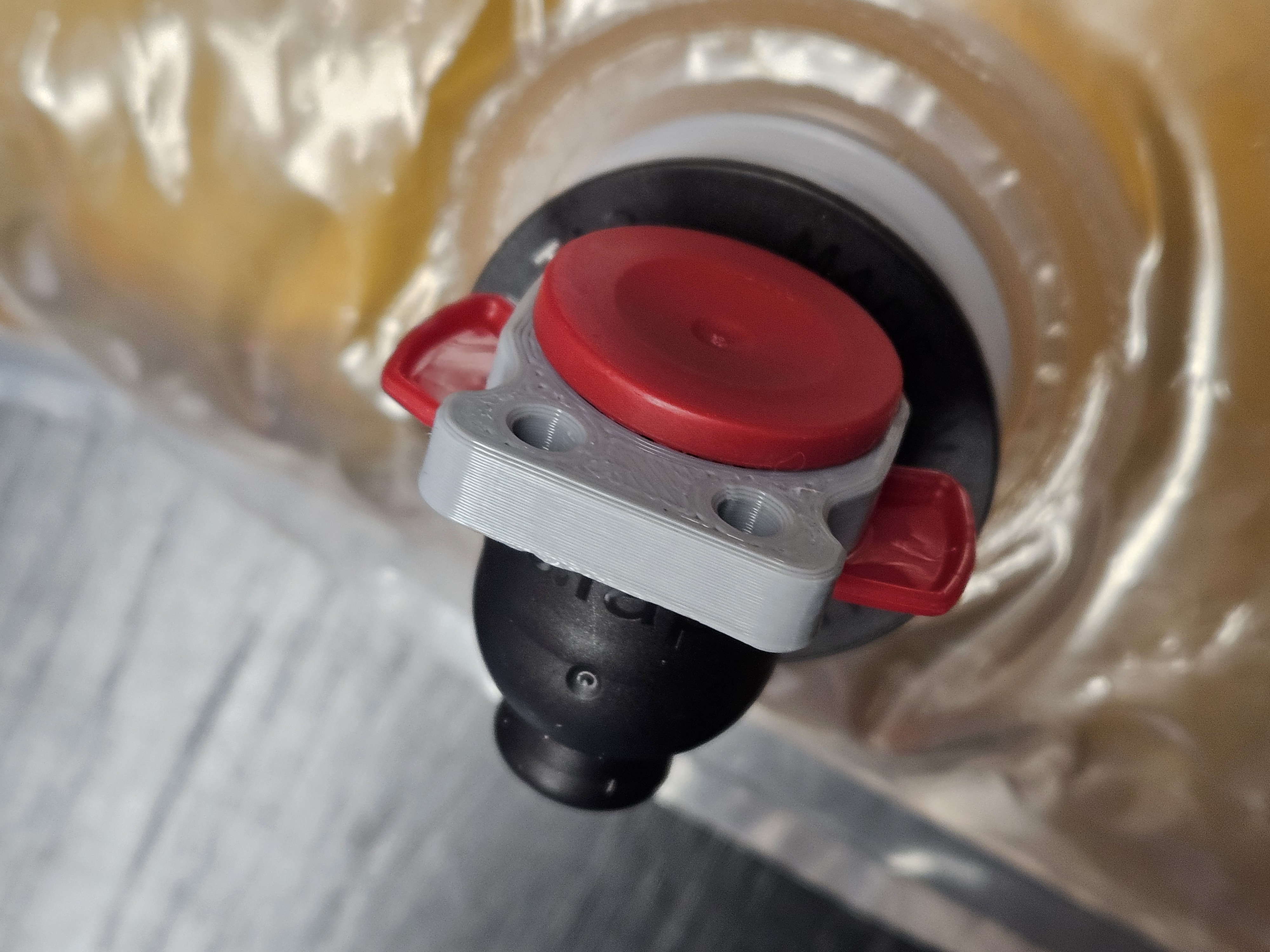 Bag-in-Box Tap Locker