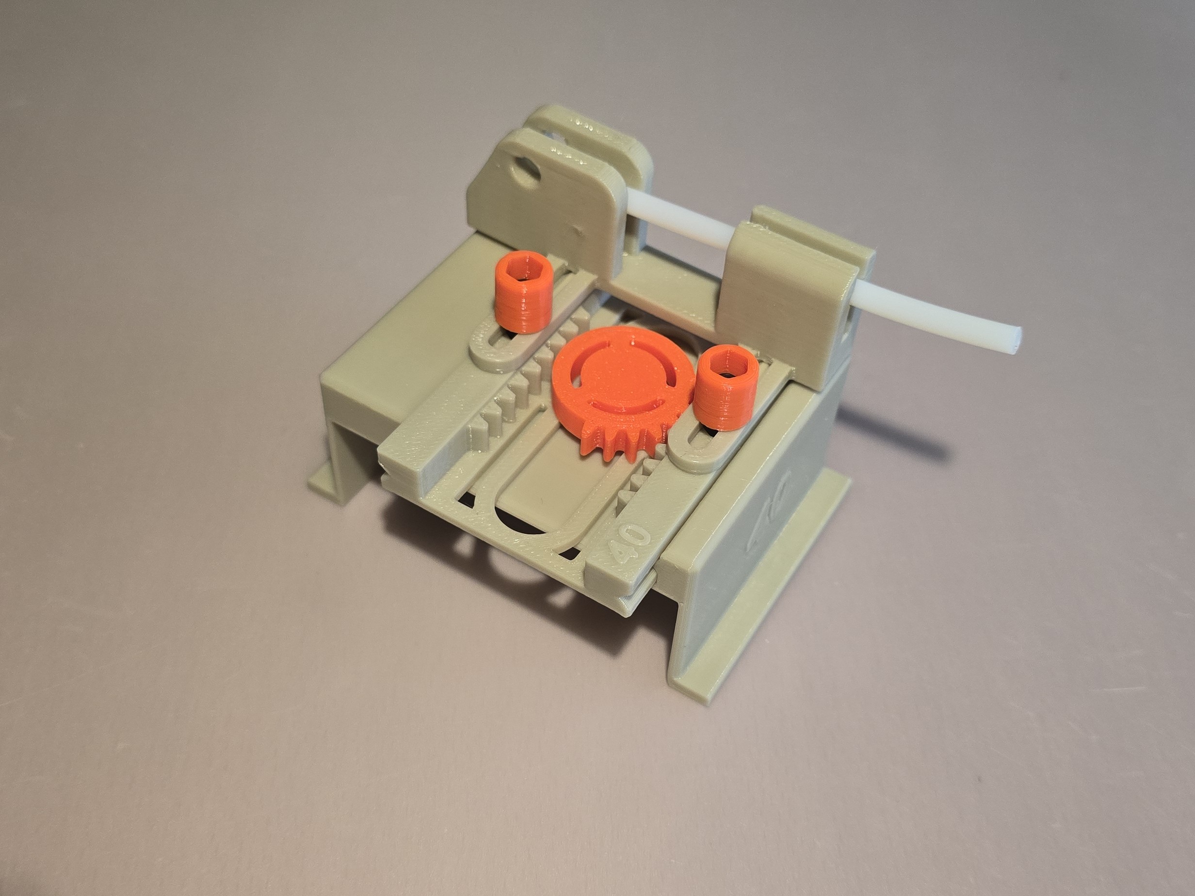 Plug-in Feeder for Versatile Filament Rewinder
