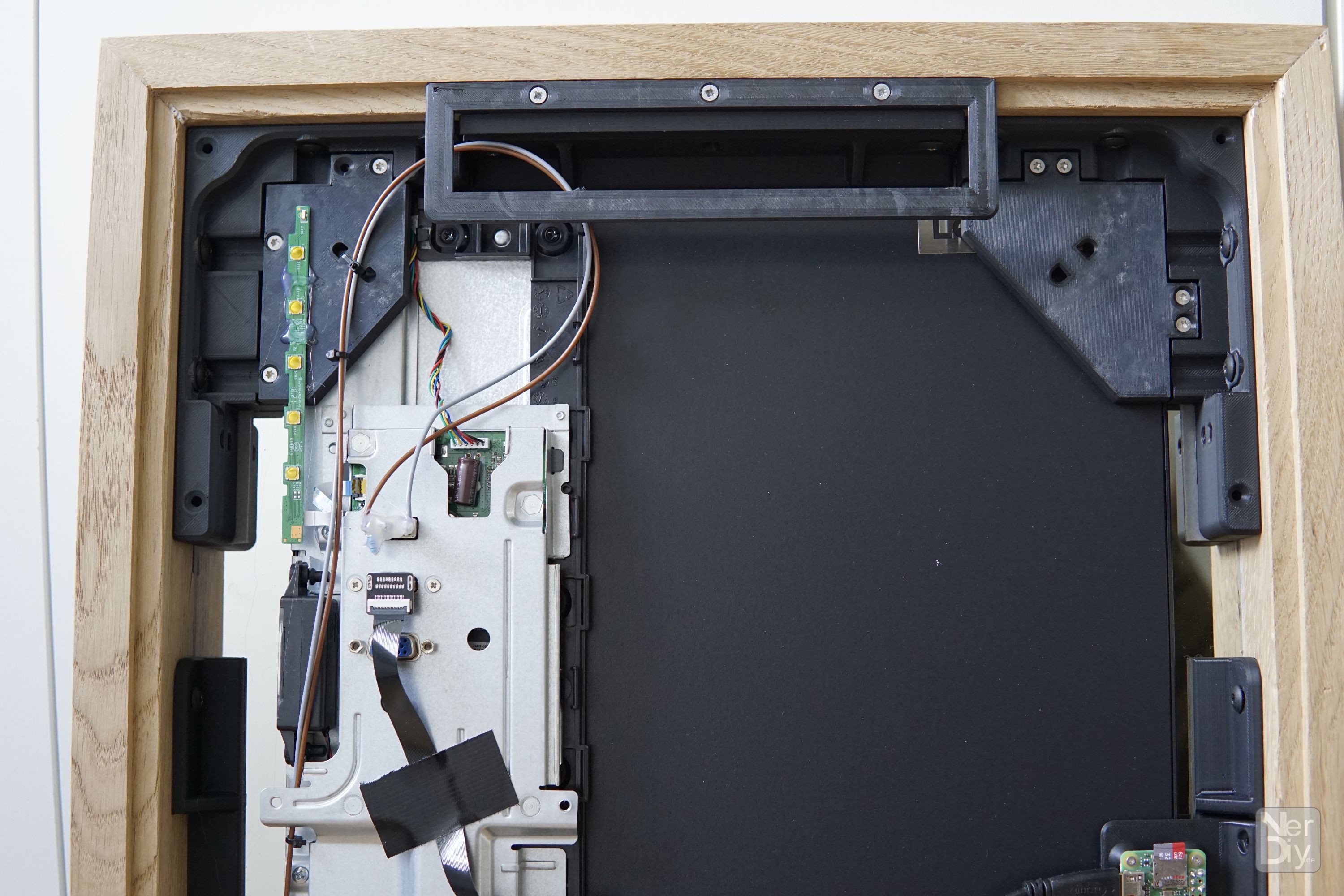 MagicMirror frame parts for Lenovo Q24i-1L TFT display by Nerdiy.de — thumbnail 18