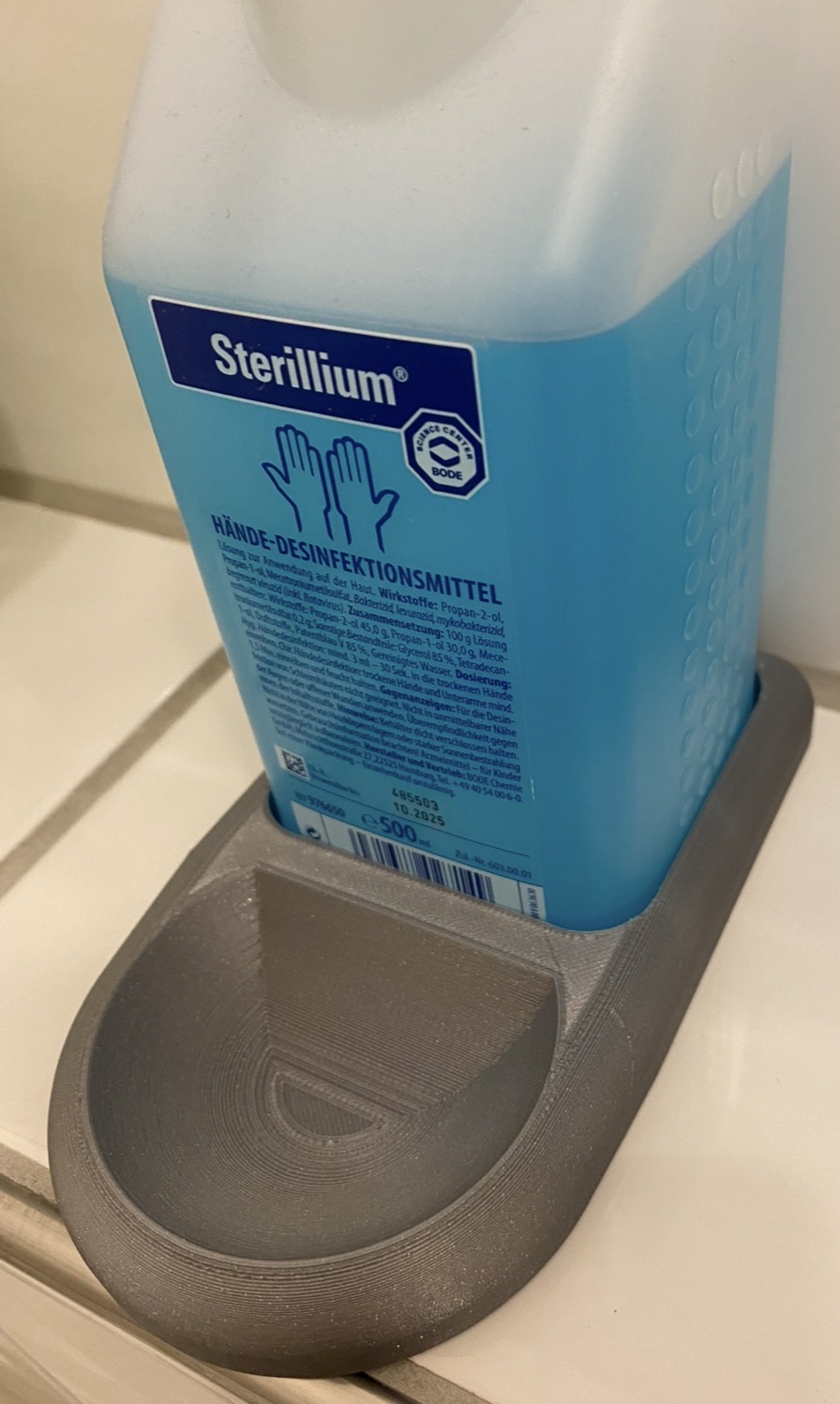 Drip pan for Sterilium dispenser
