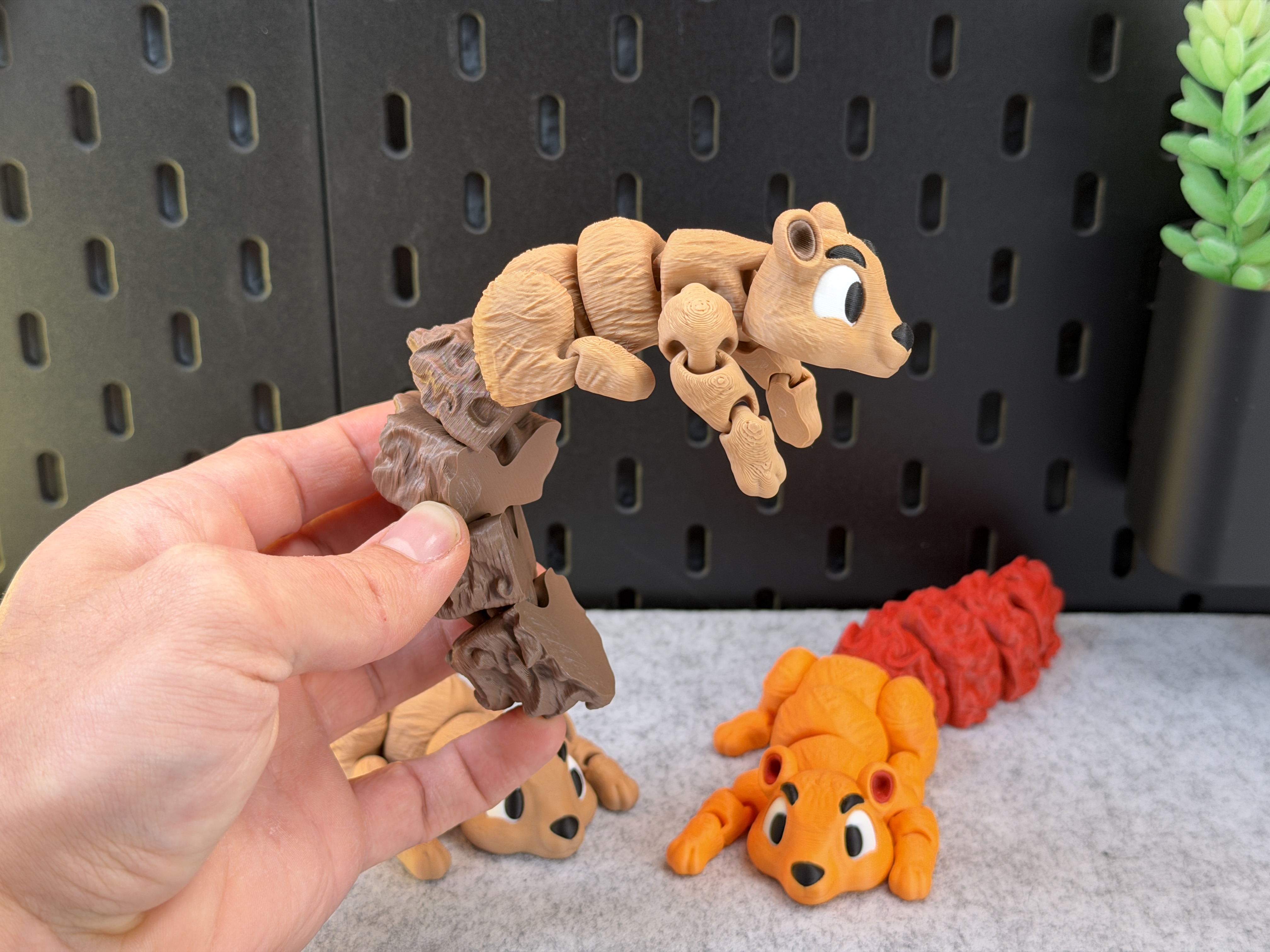 Miniatura 4 do modelo 3D Articulated Cute Squirrel