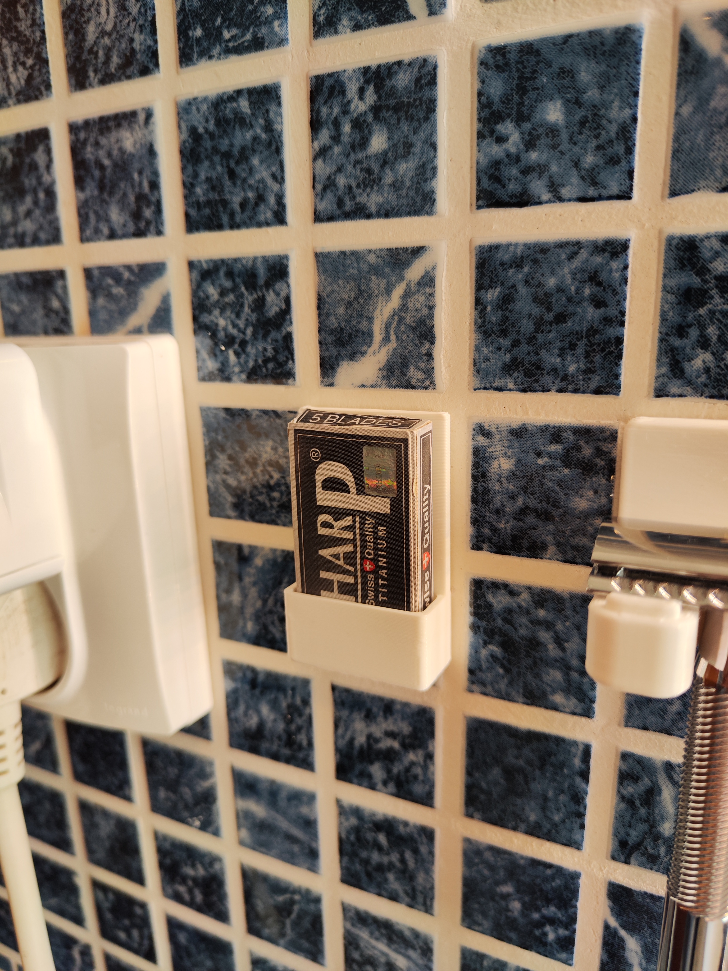 Double edge Razor blades Holder
