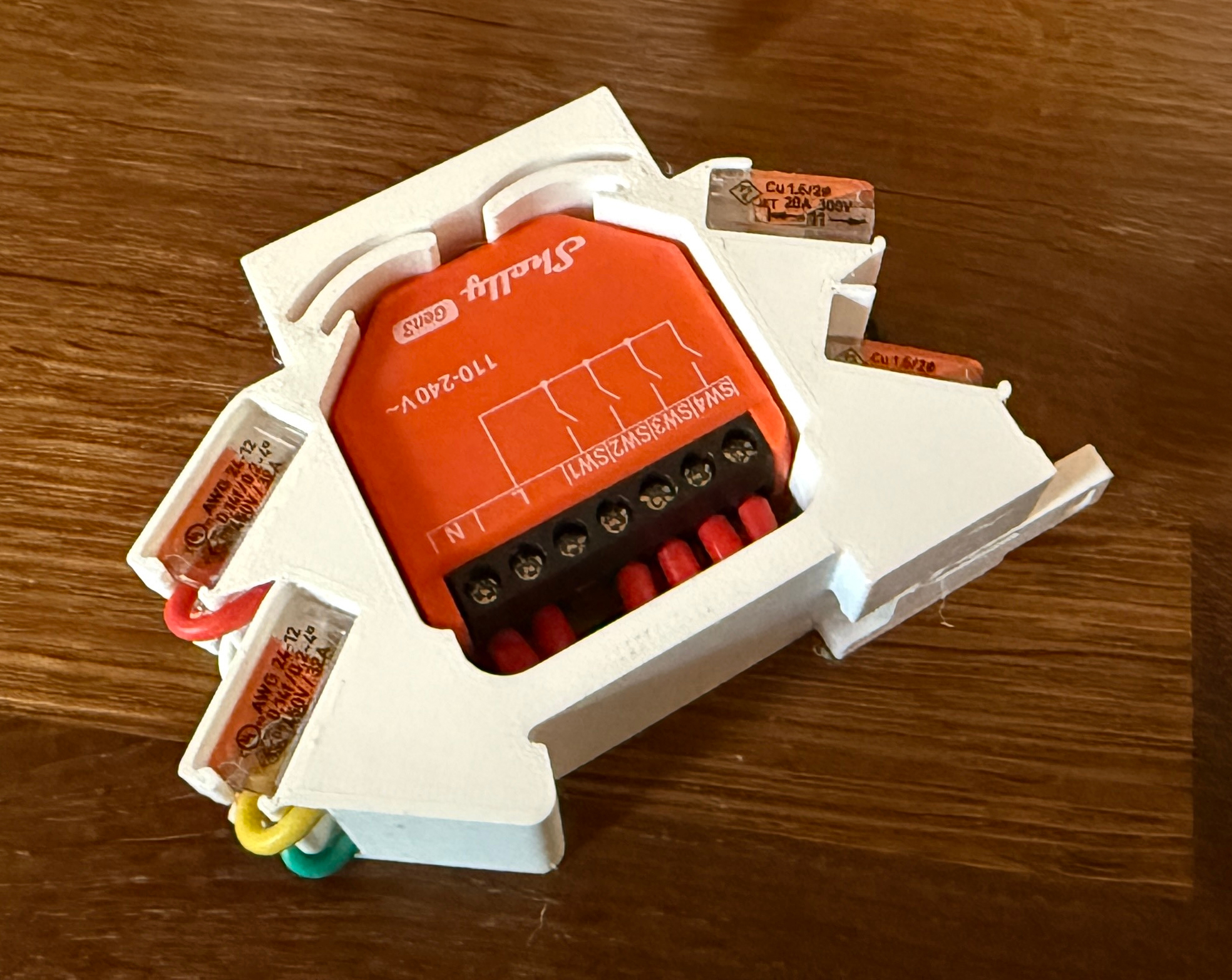 Shelly Plus i4 DIN Mount with Wago 221 Terminals