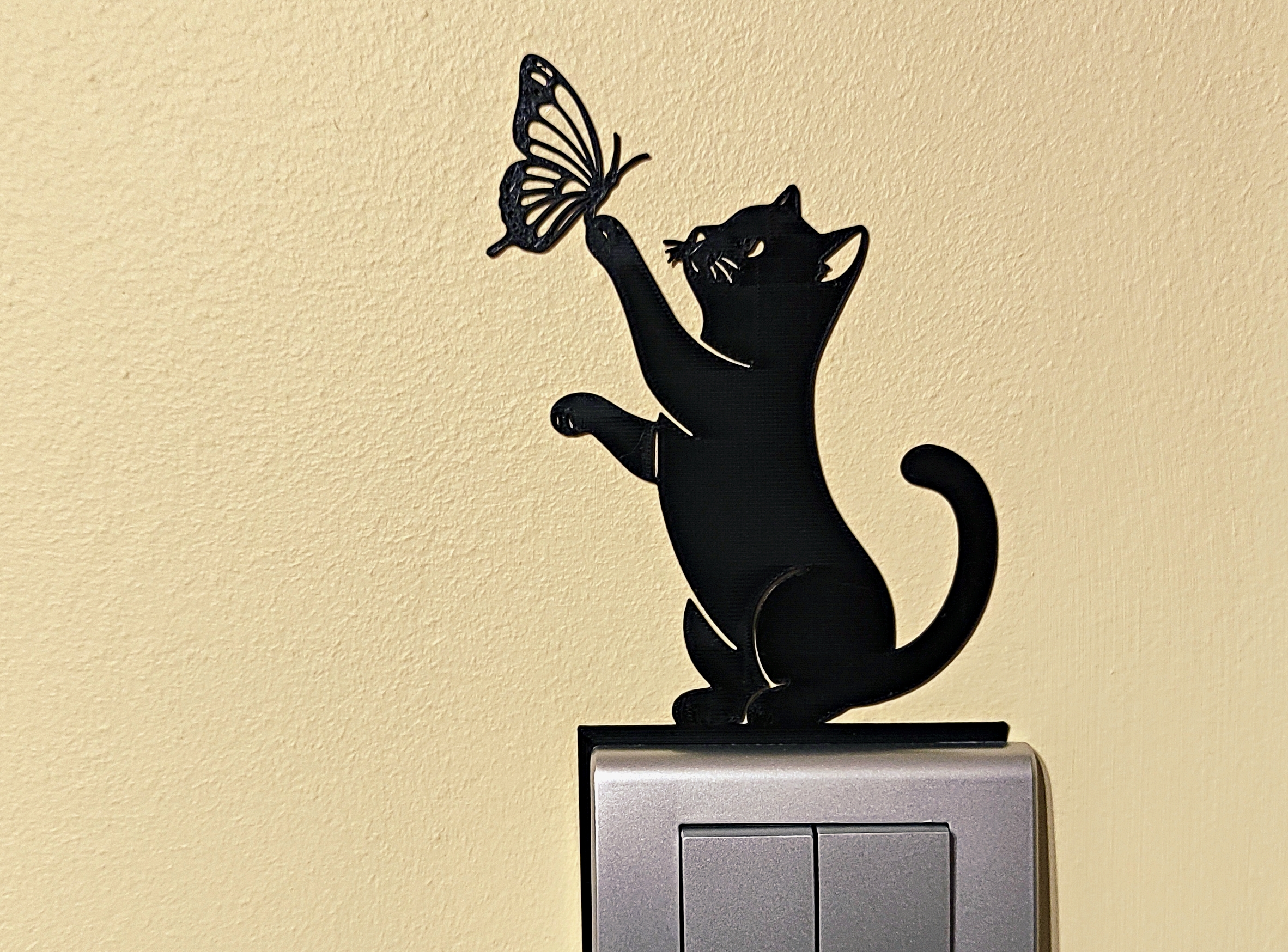 Cat Light Switch / Outlet Decoration – 3D Printable Model 10