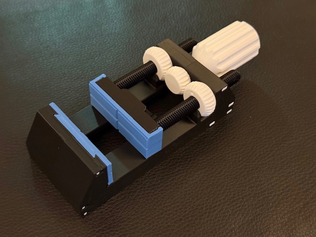 Fast-Operation Vise (Core One .3mf)
