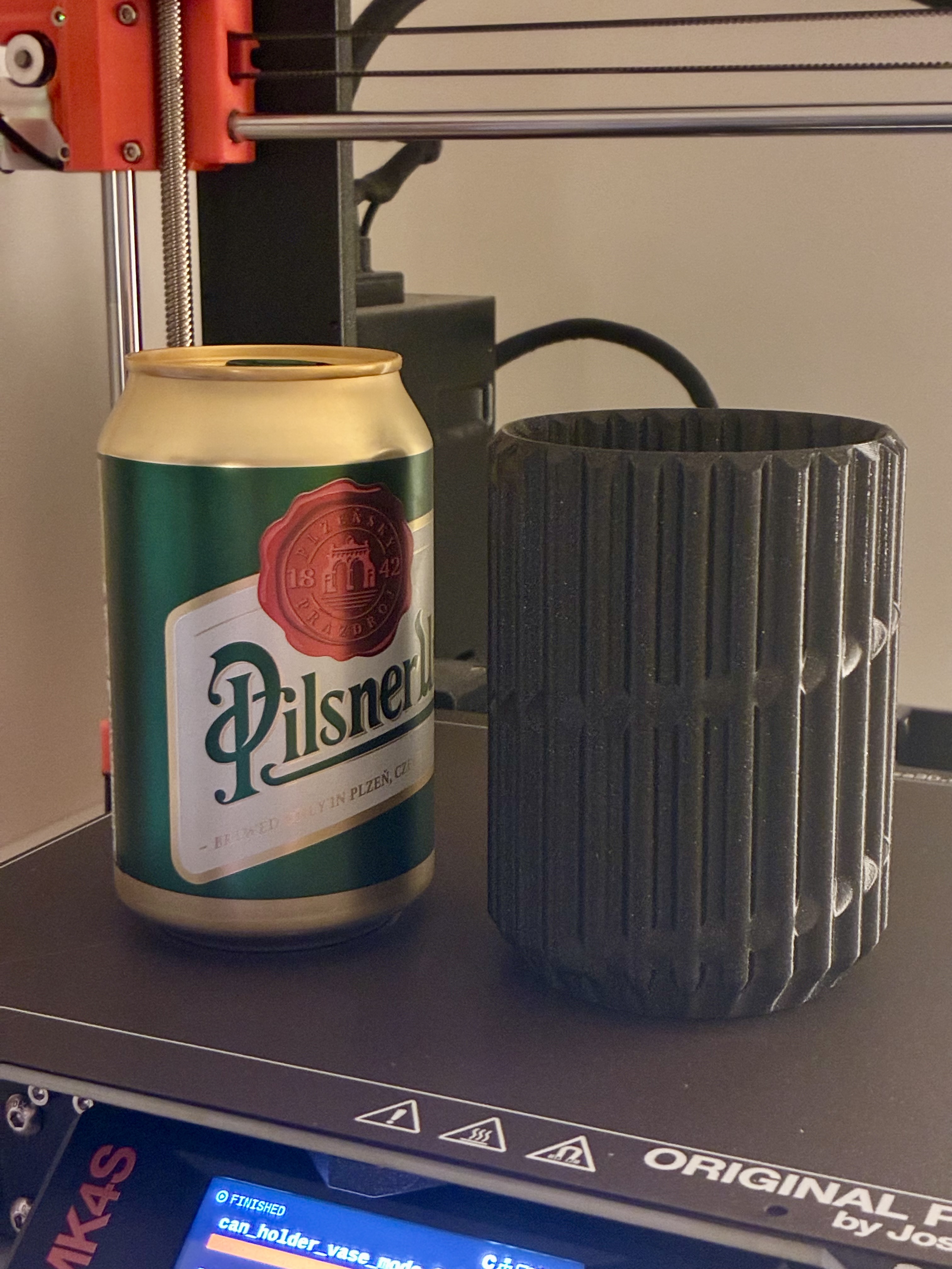 Insulated can holder (vase mode)