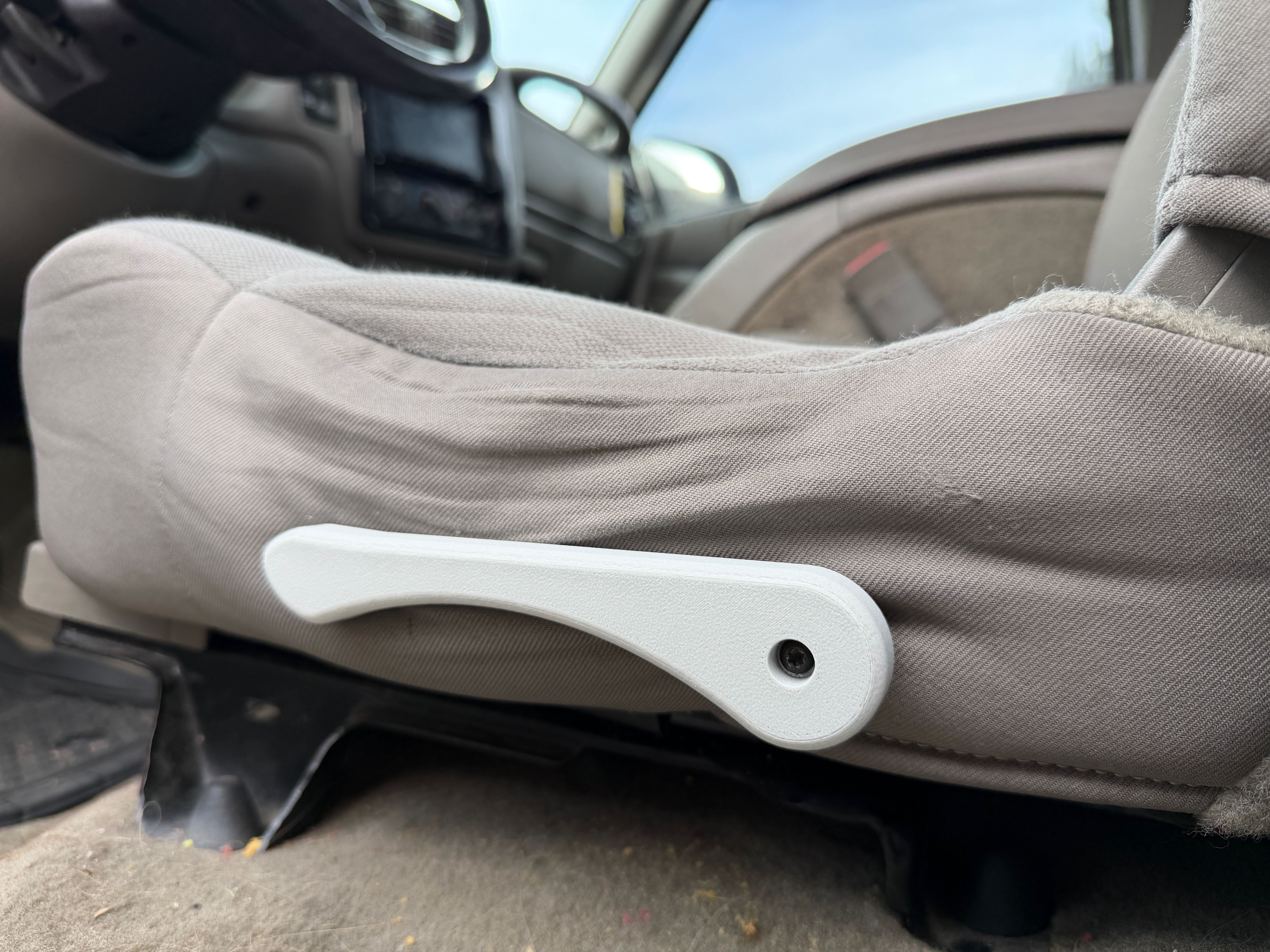 1998-2005 Chevy Blazer Reclining handle - driver side