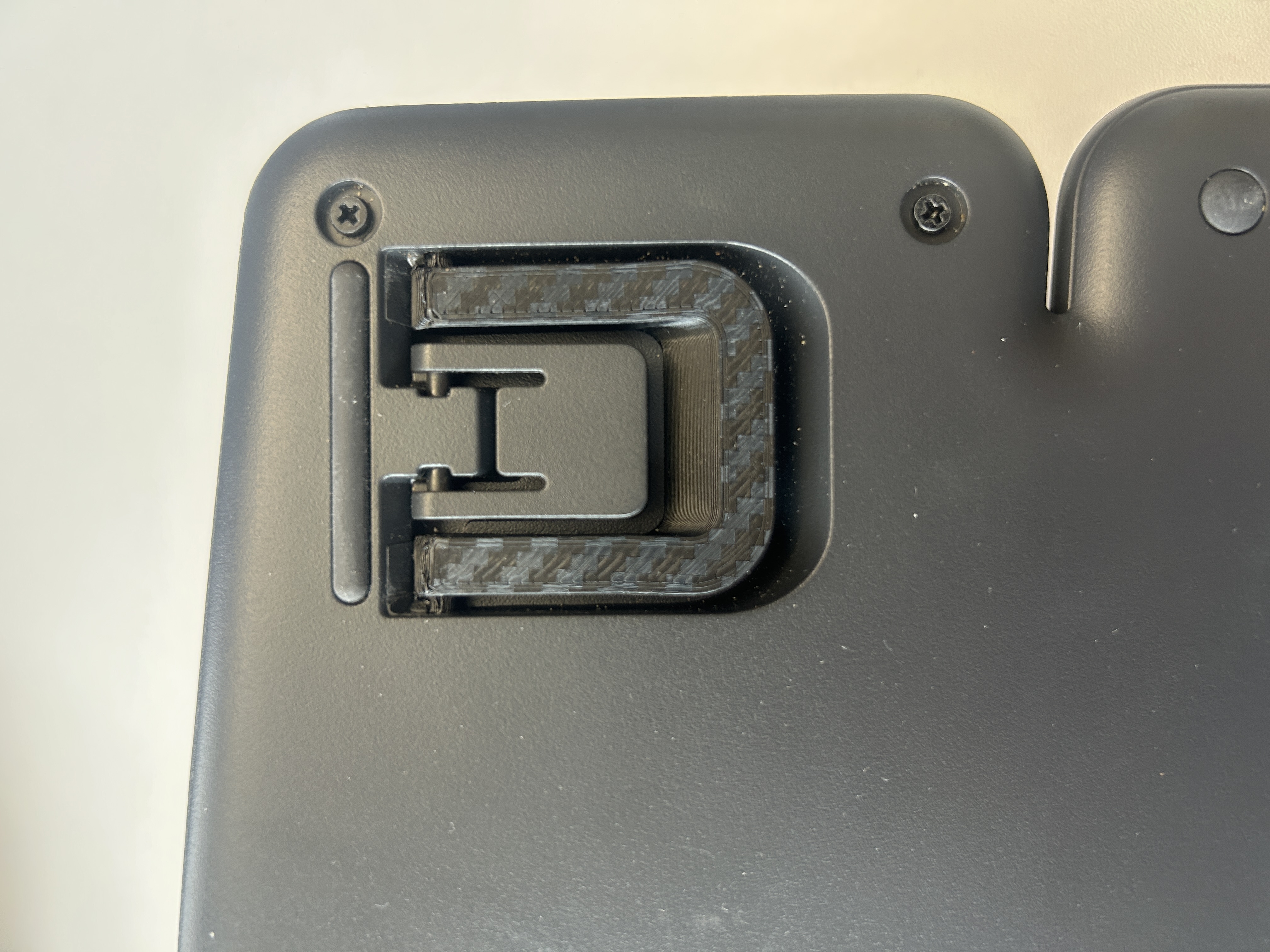 Ultimate Logitech K860 7° Foot Clip ~more snappy version~