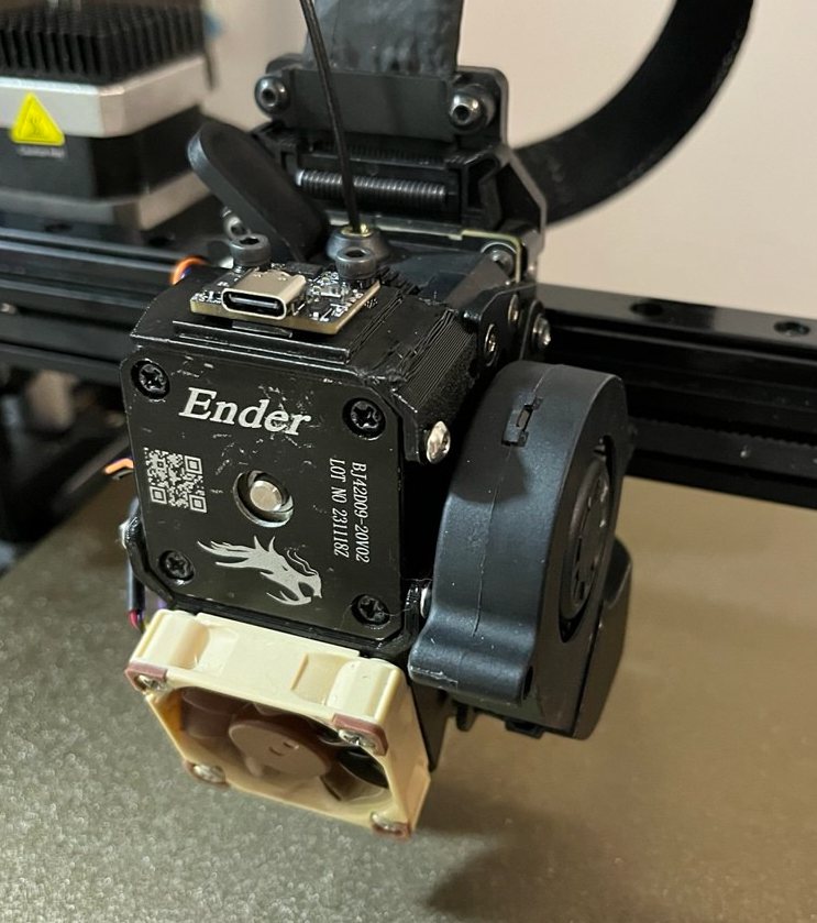 Creality Ender 3 V3 SE extruder motor mount for fly-adxl345 accelerometer