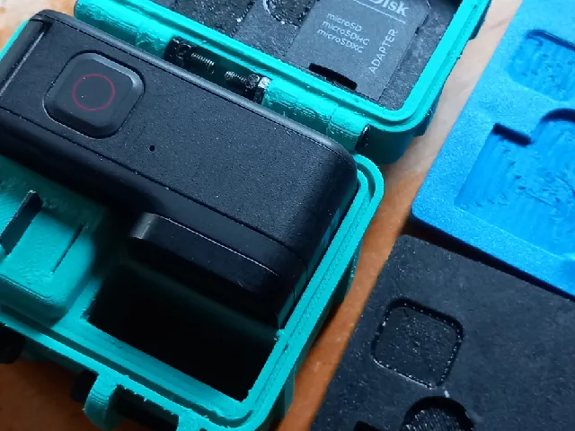 Lid insert for large SD card - gopro rugged box remix