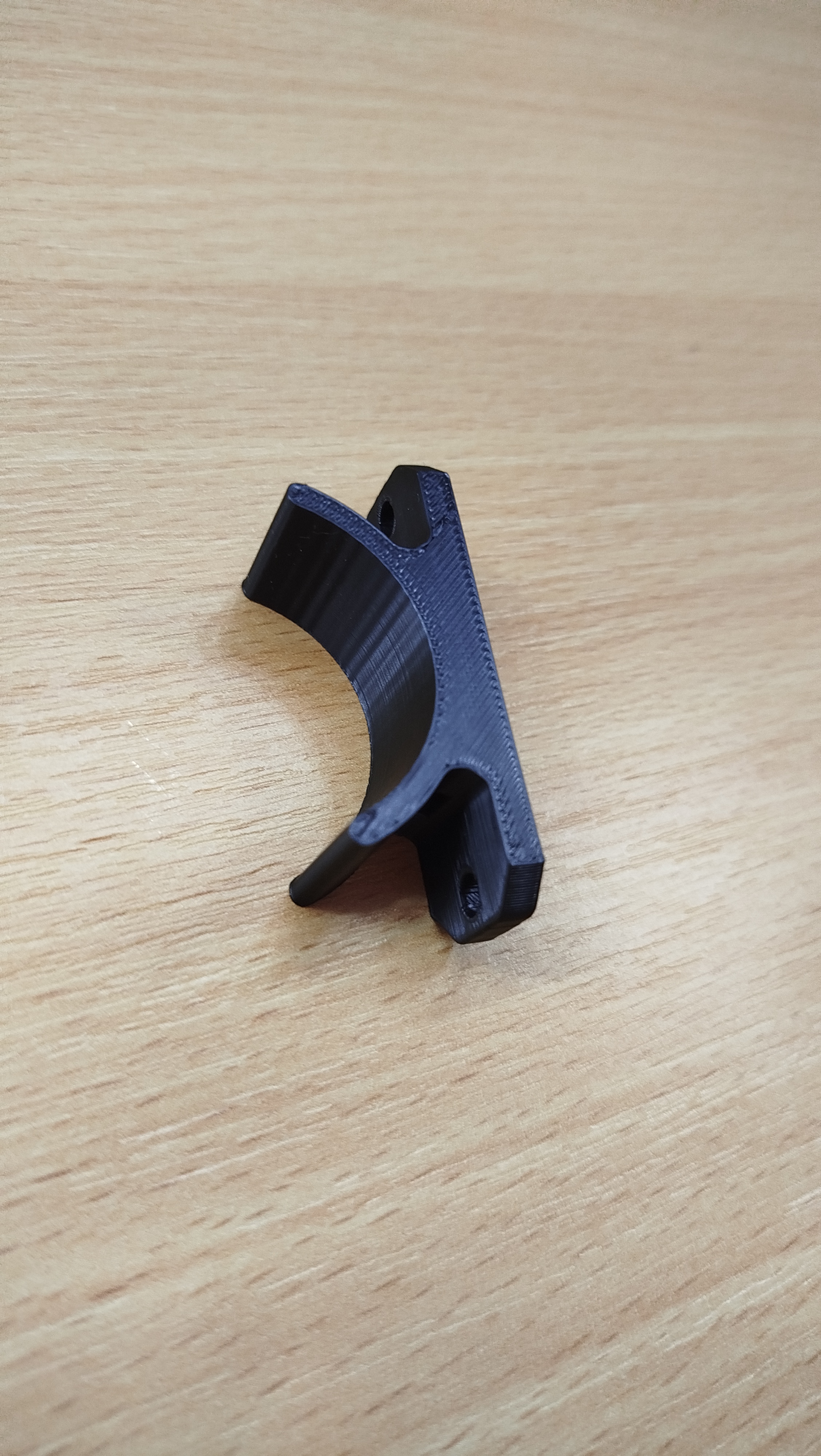 Pipe holder