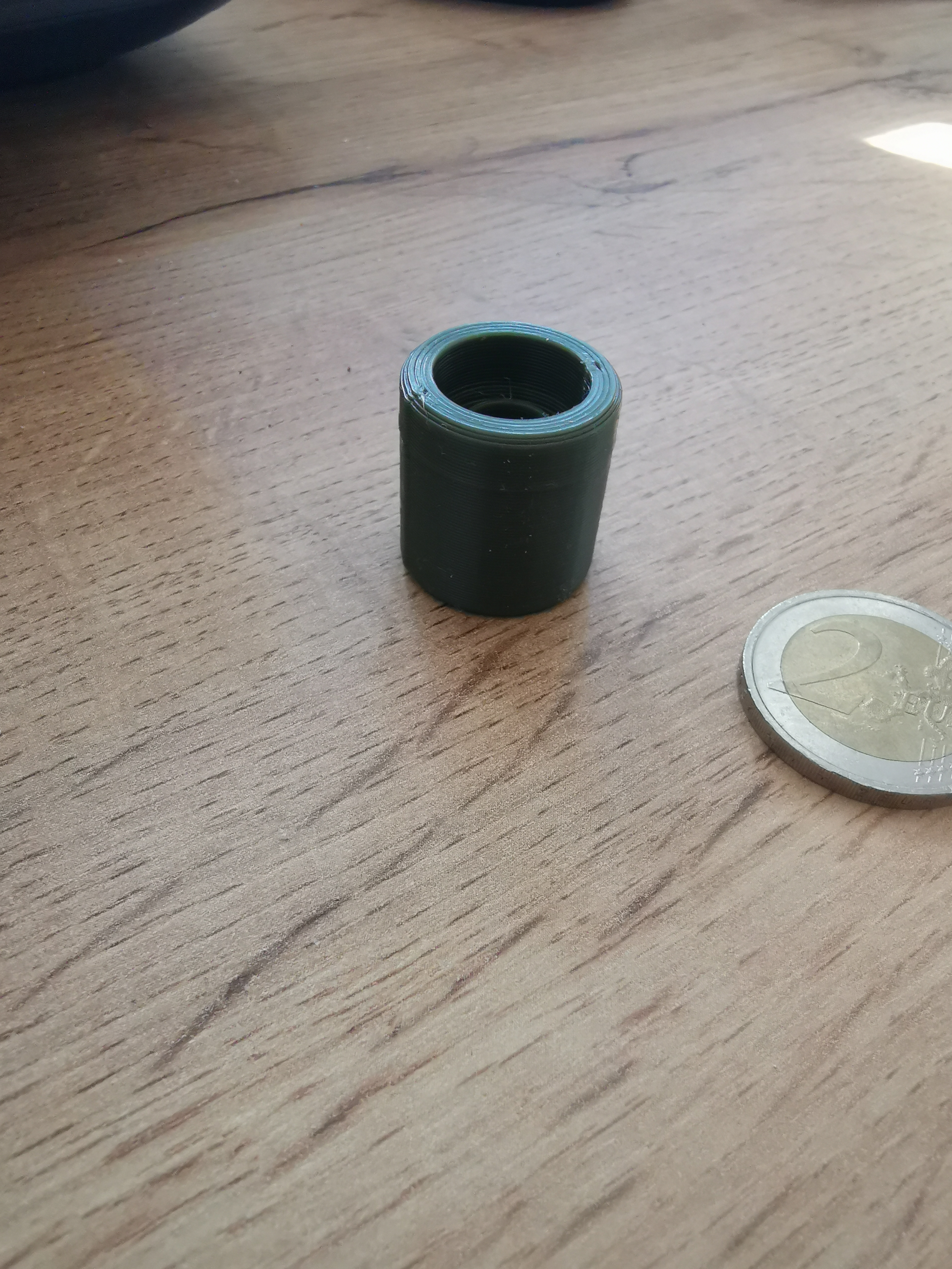Bezpecnostni krytka betonarske oceli (roxoru)