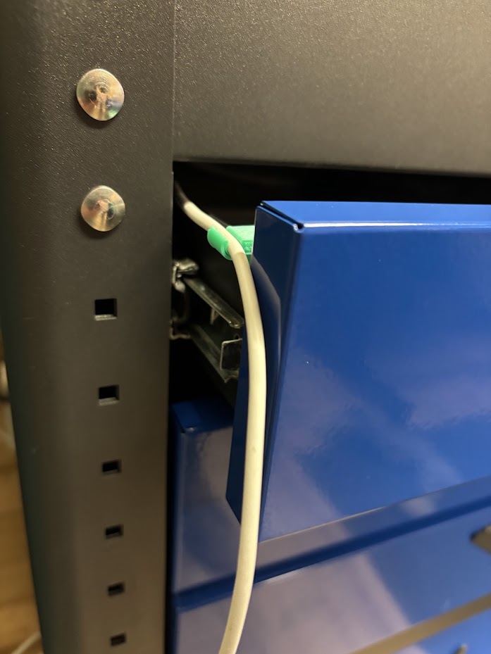 Mac Magsafe Cable Drawer Clip