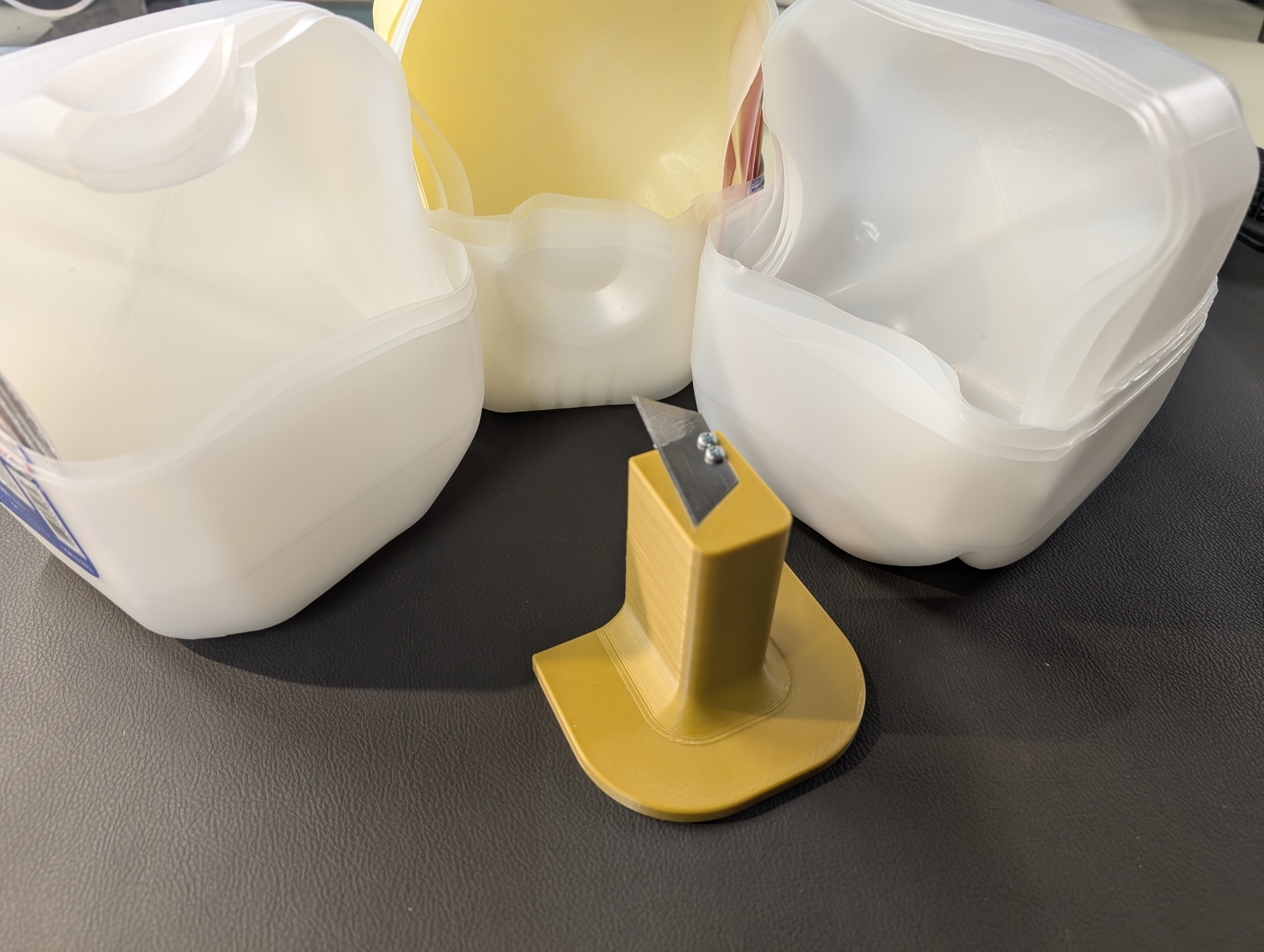 Milk Jug Cutter