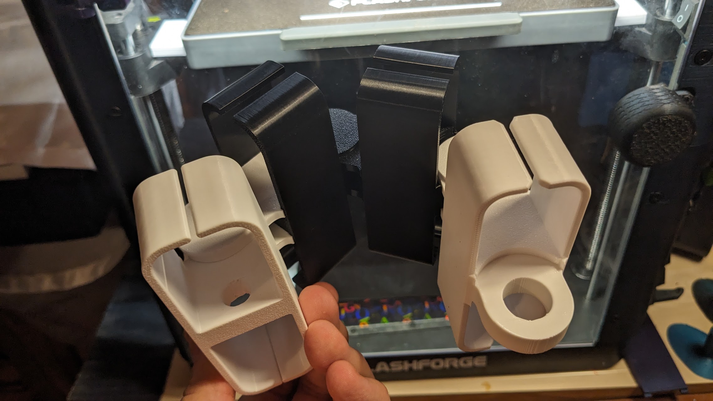 Cable Management - Spine