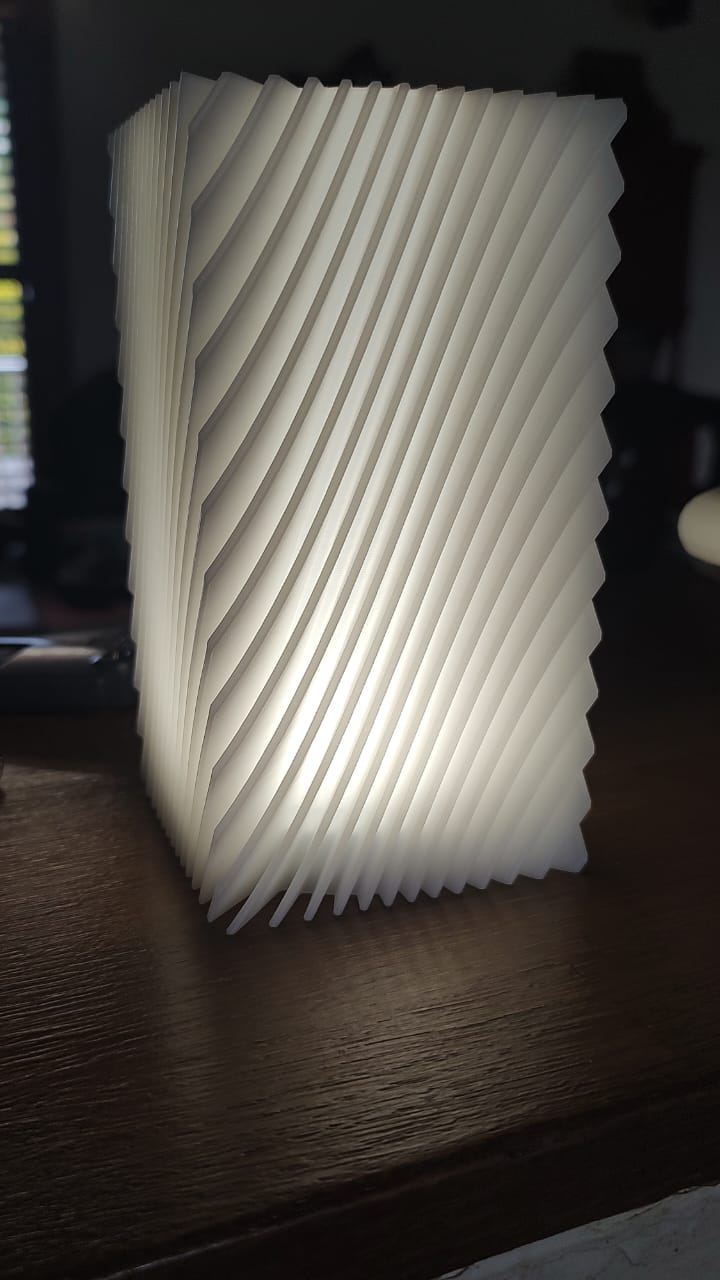 Lampe avec Torsades Cubiques V2.0