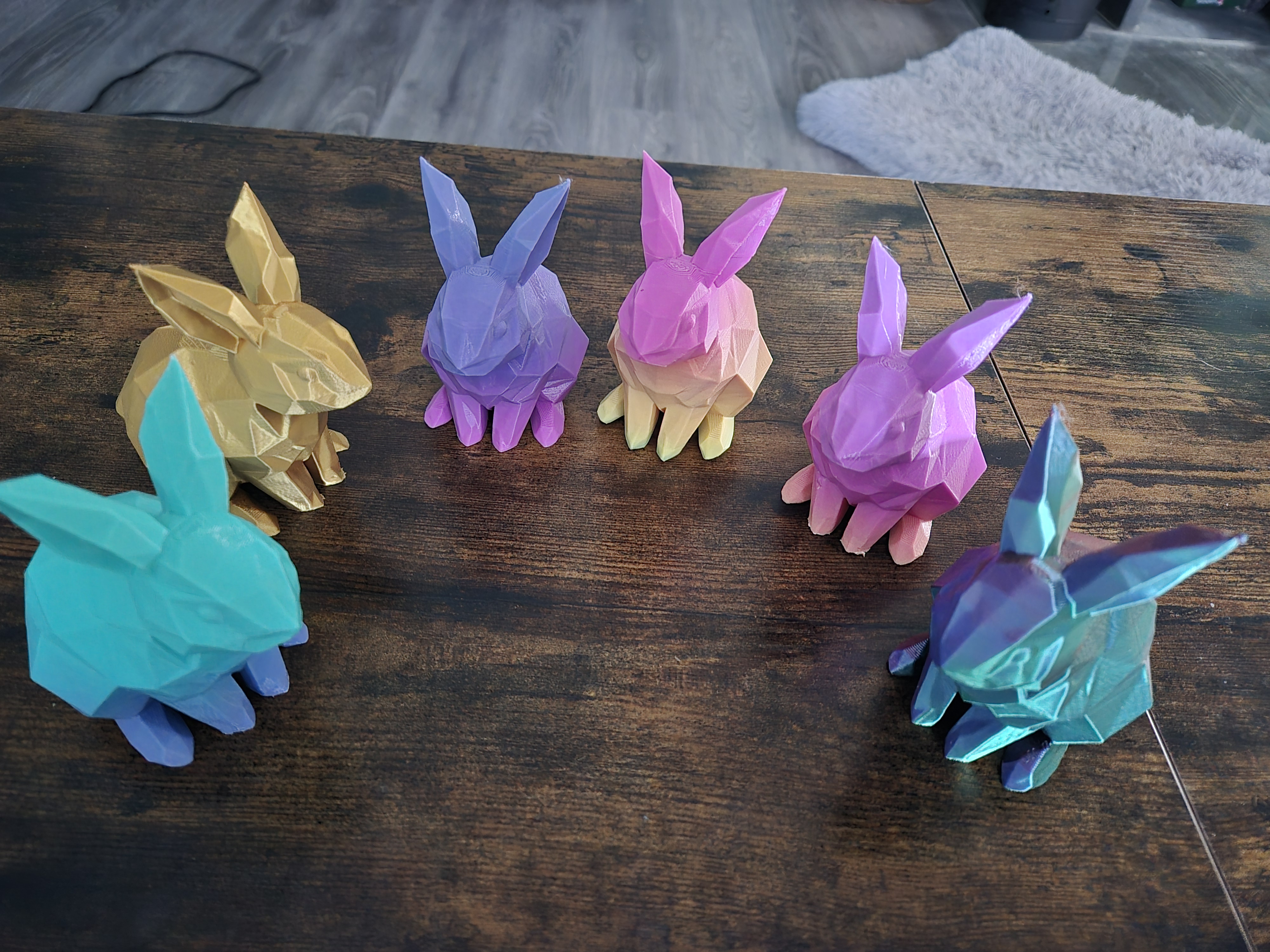 Miniatura 2 do modelo 3D Easter bunny Modern Art