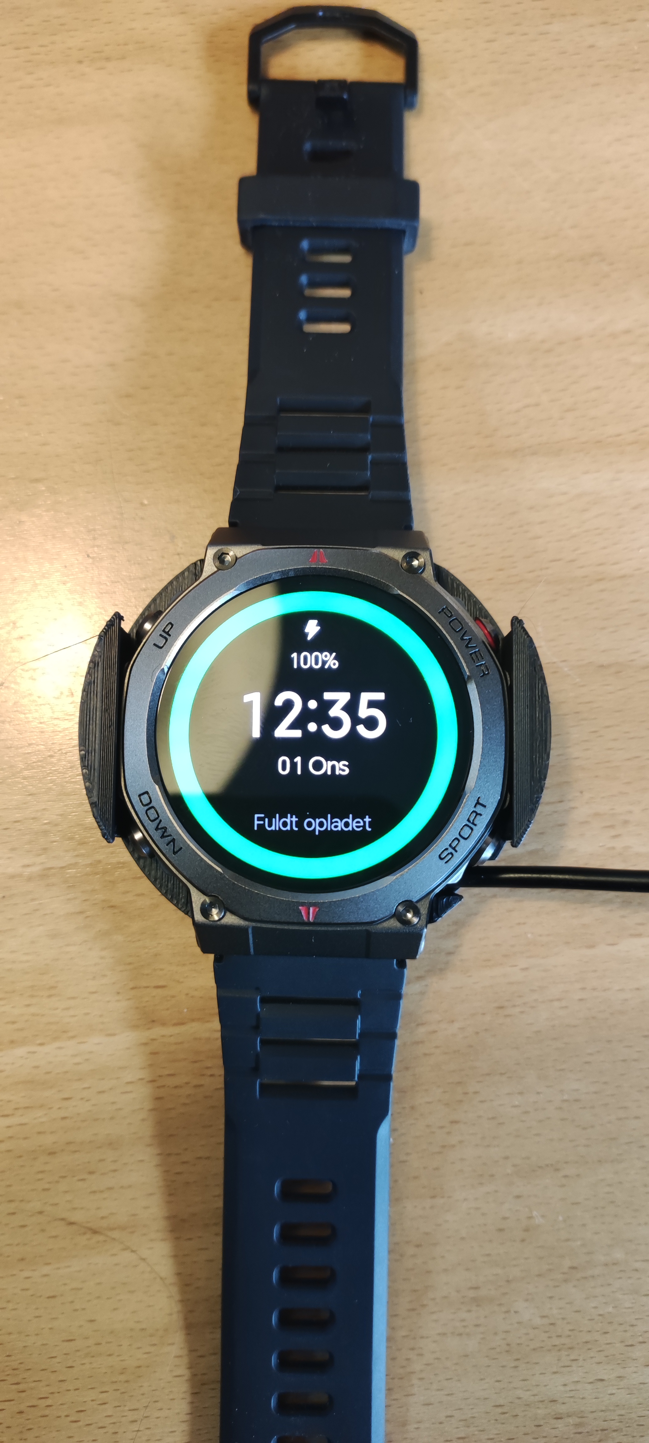 Black Shark GS3 Ultra smart watch charging station