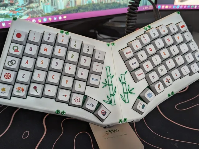 70 Key Ergonomic Keyboard