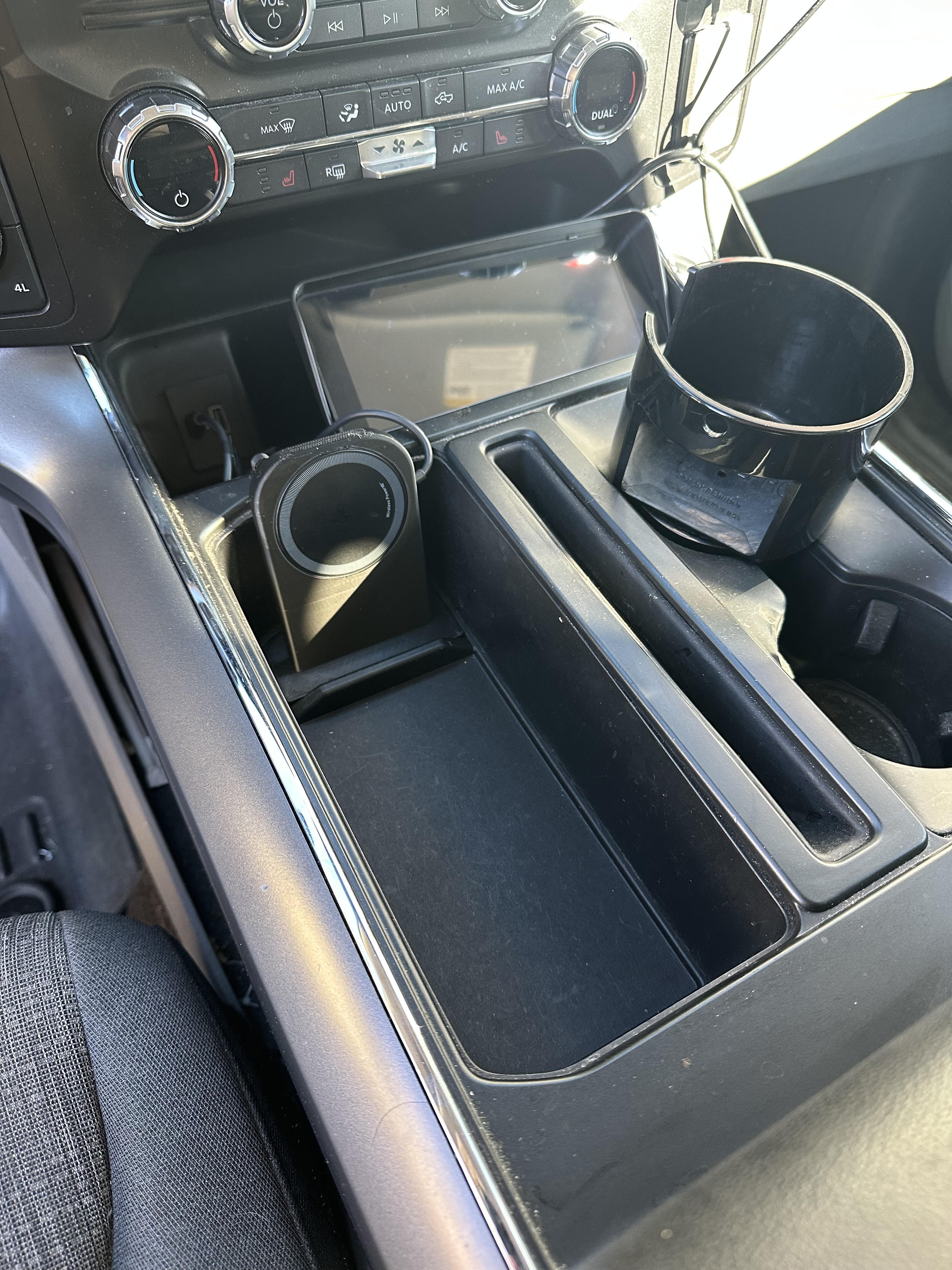 21-25 F150 Anker Zolo Charging Stand