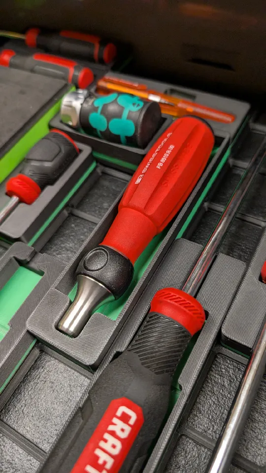 PB Swiss Ratcheting Screwdriver (Short) Gridfinity Bin 1x4 by