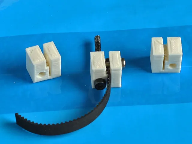 Simple GT2 belt clamp