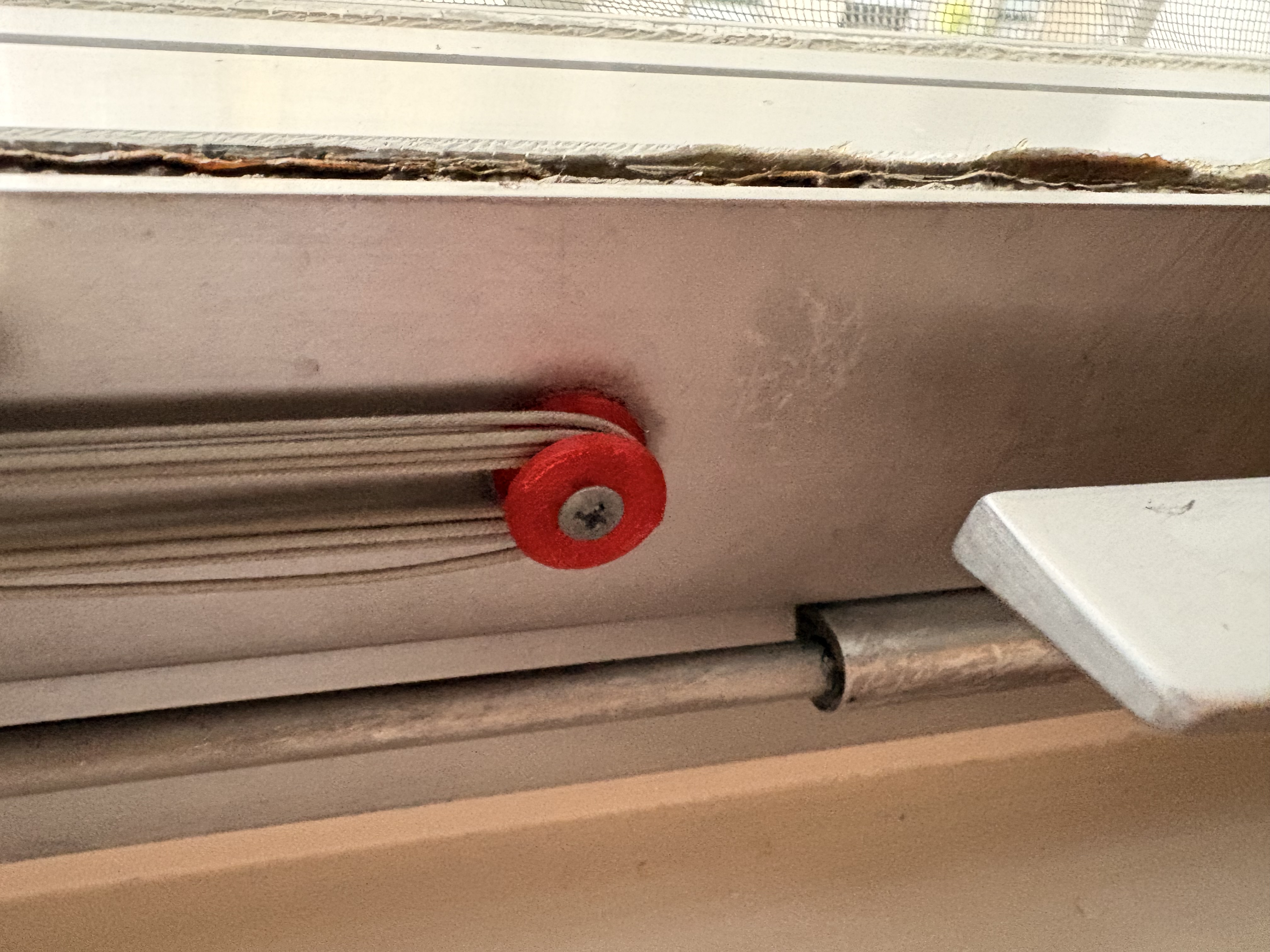 Schnurklemmknopf - shutter cord mounting thing