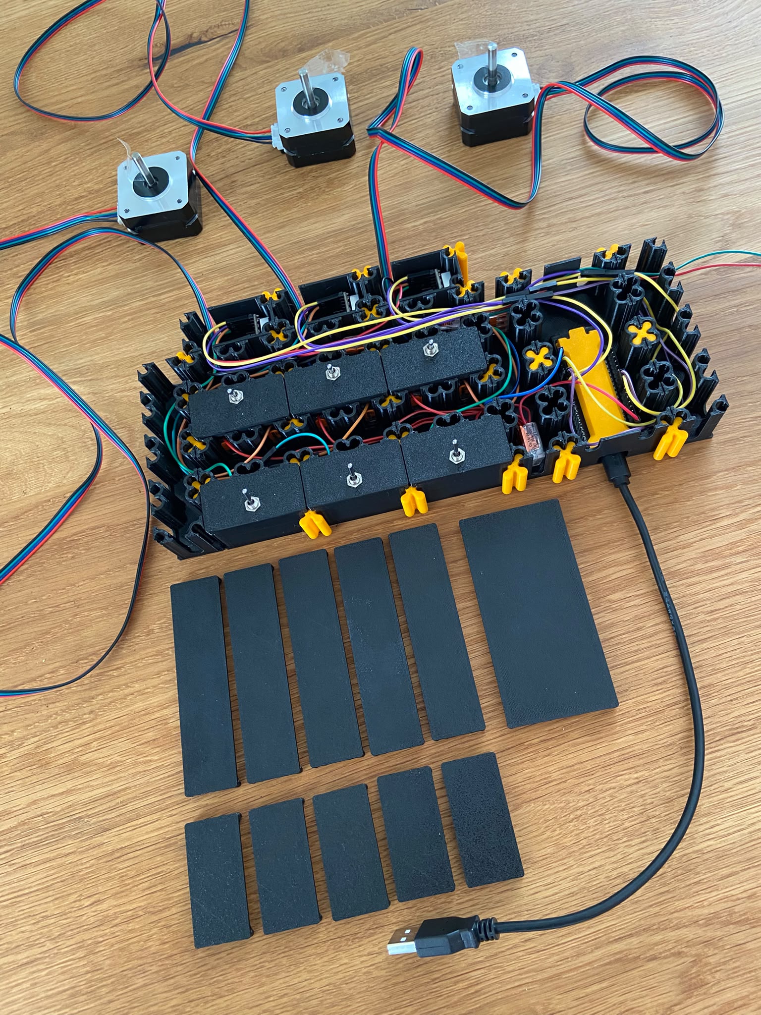 MakerDock -> Stackable DIY Development Platform | Modular ESP32 Electronics Mounting System — thumbnail 3