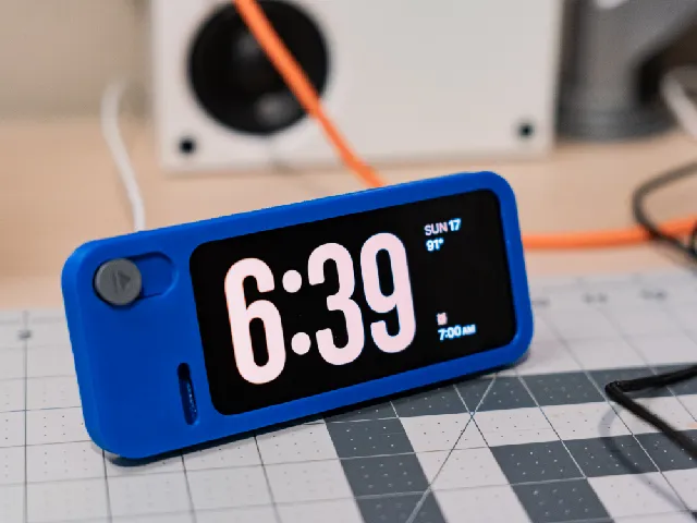 iPhone 12 Mini Standby Charging Dock