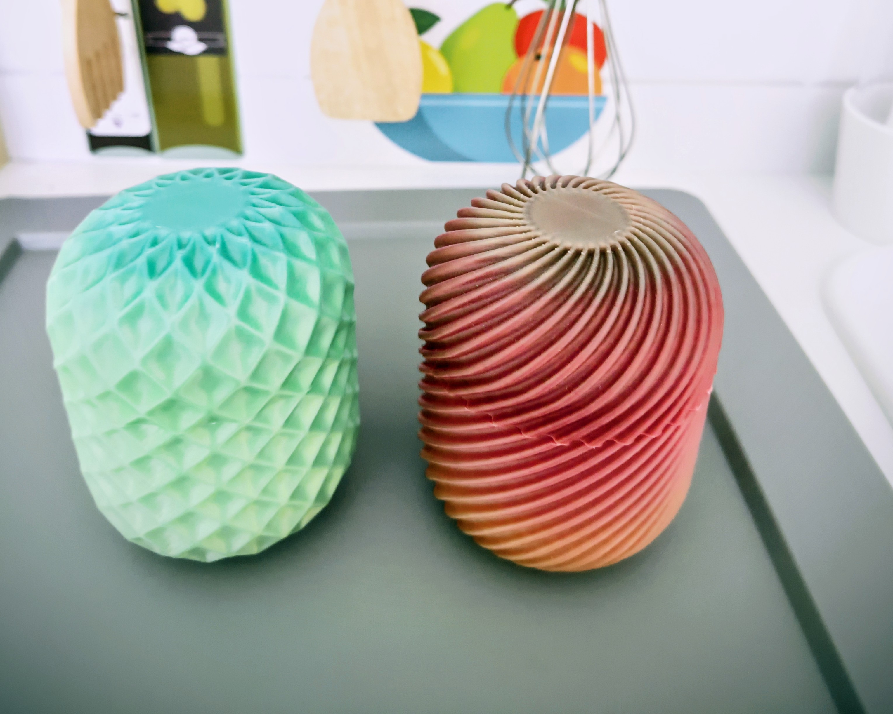Tactile Twist Containers — miniatura 3