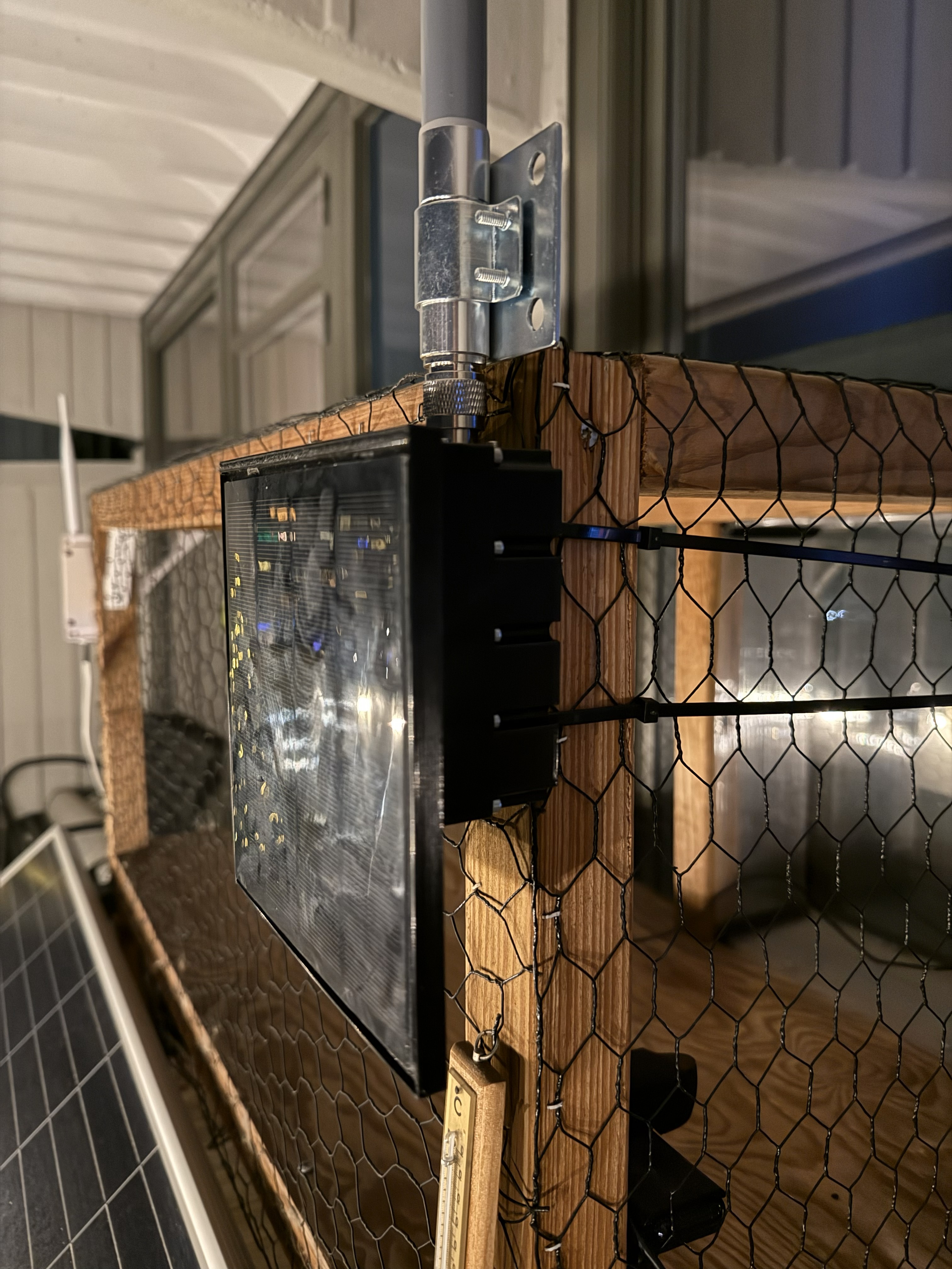 RAK19003 LoRA Meshtastic Solar node enclosure